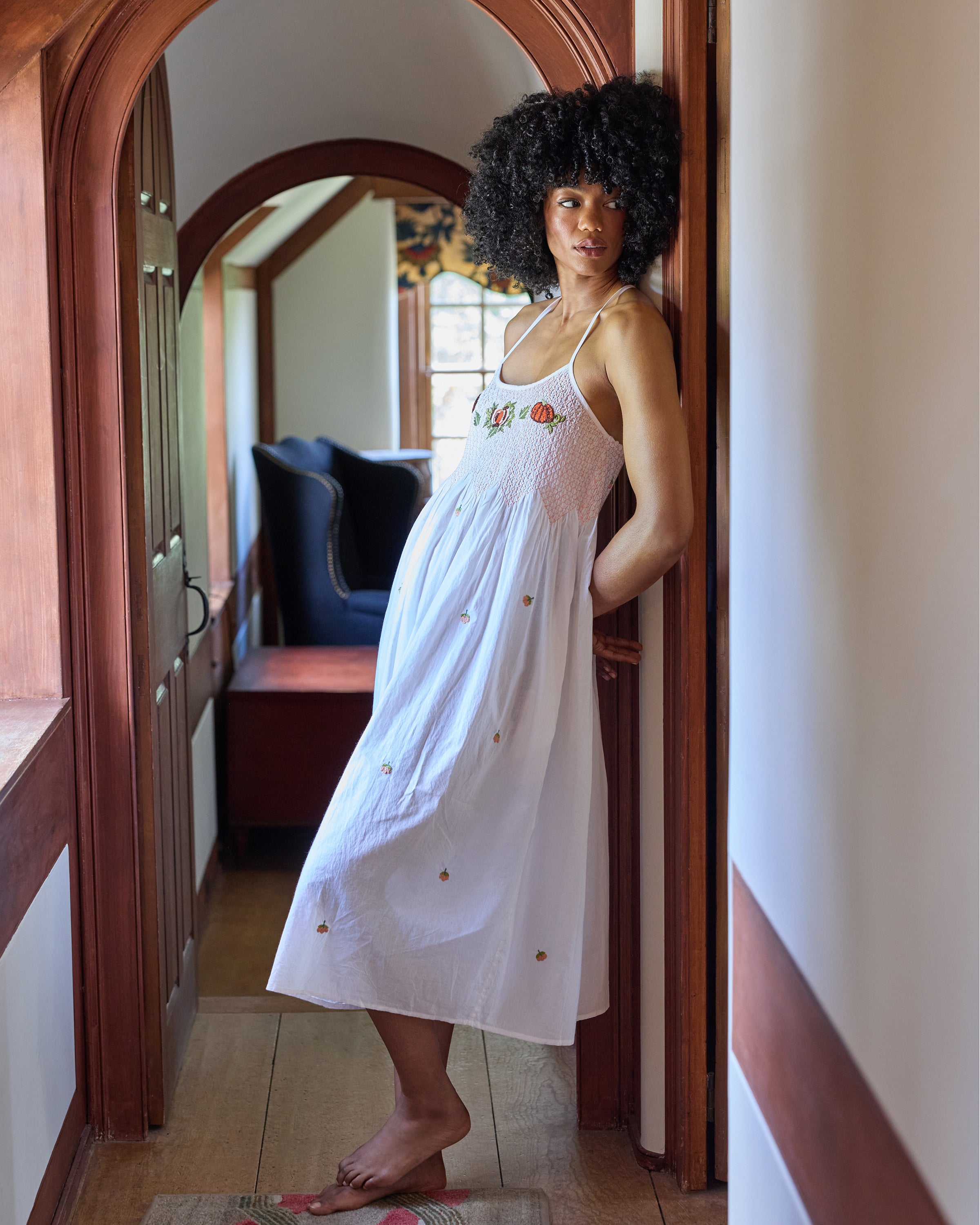HOLIDAY/ 別注FLOWER EMBROIDERY NIGHT DRESS Embroidered Pumpkins - Naya Nightie - Natural – Printfresh
