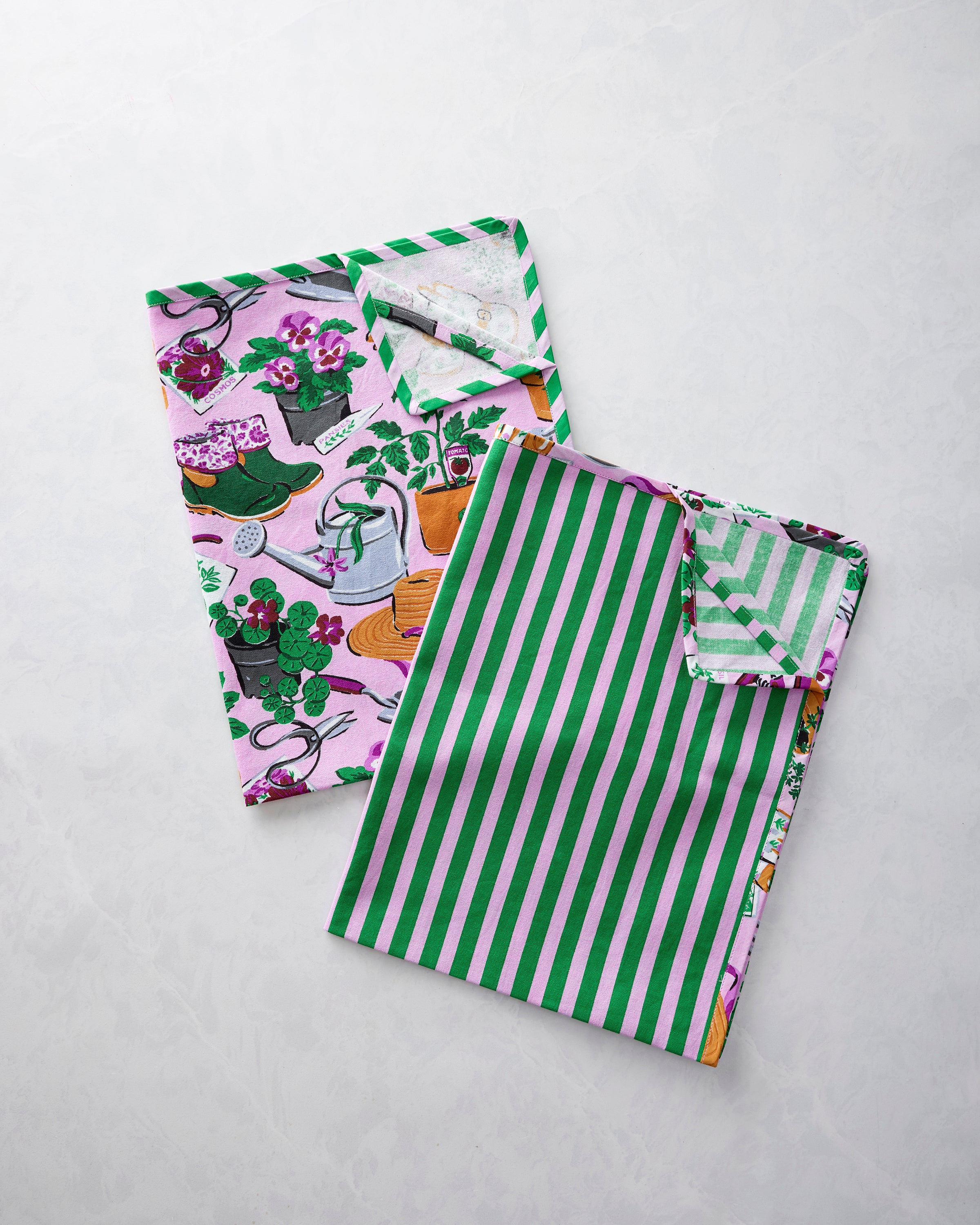 tkmyv FRESH SHEET 10枚入 モデーアGO✕10箱セット Green Thumb - Tea Towels Set of 2 - Pink Cosmos – Printfresh