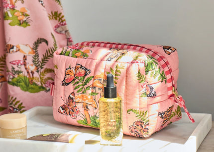 Quilted Makeup Bags & Pouches
