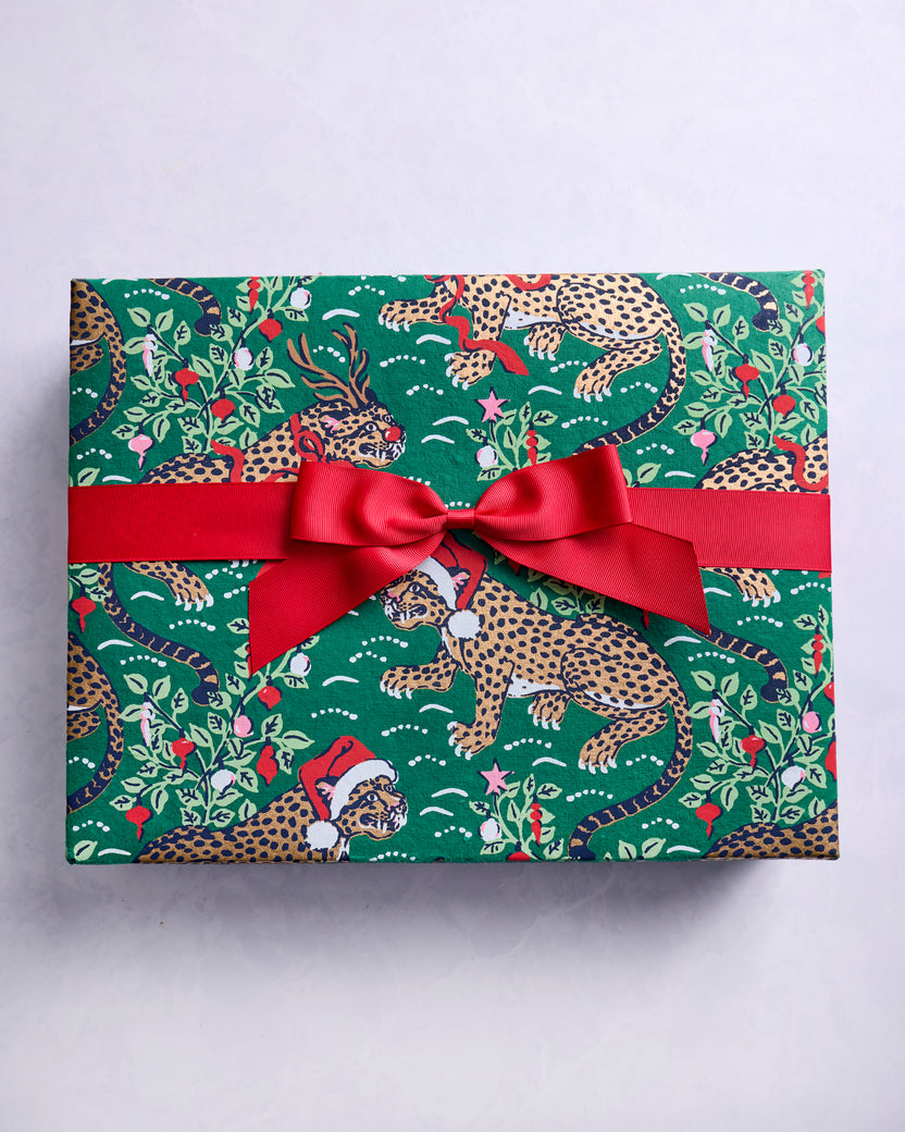 Very Merry Bagheera - Paper Gift Box - Mistletoe - Printfresh