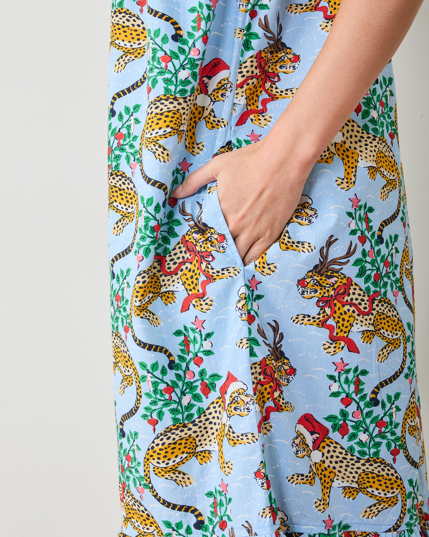 Very Merry Bagheera - Daylight Nightgown - Pale Blue - Printfresh