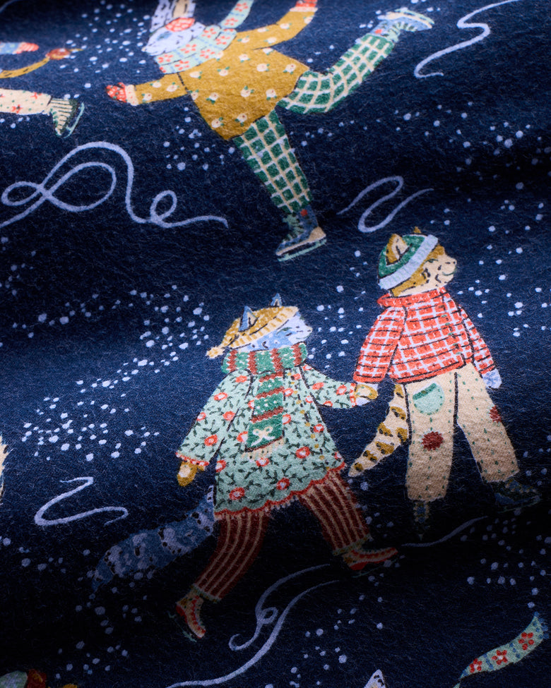 Figure Skaters - Lightweight Flannel Sleep Shirt - Frozen Pond - Printfresh