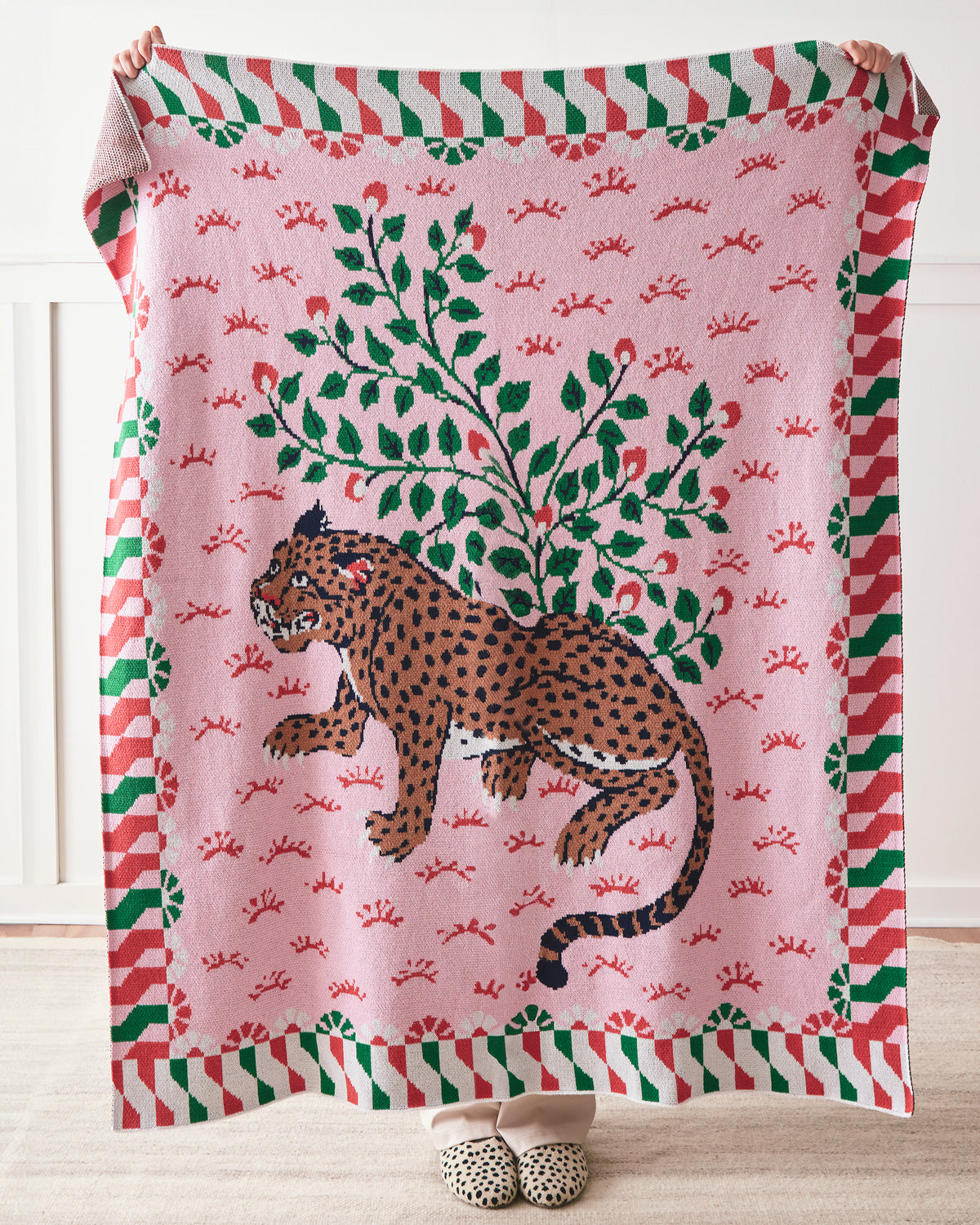 Bagheera Knit Throw Blanket Blush