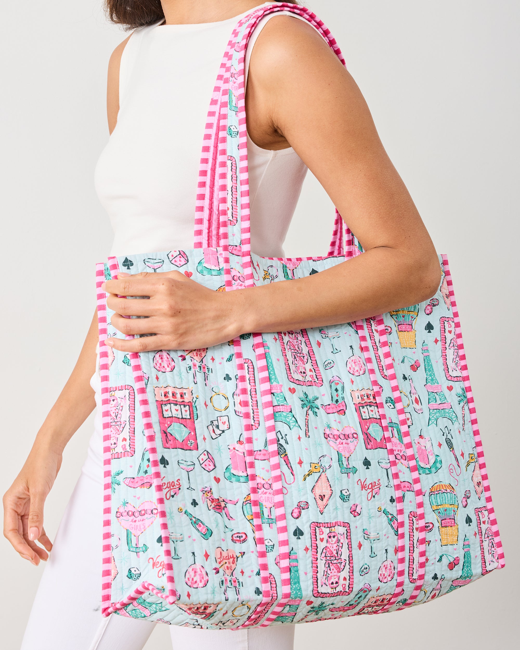 Tiger Queen Traveler Tote - Thumbnail 3