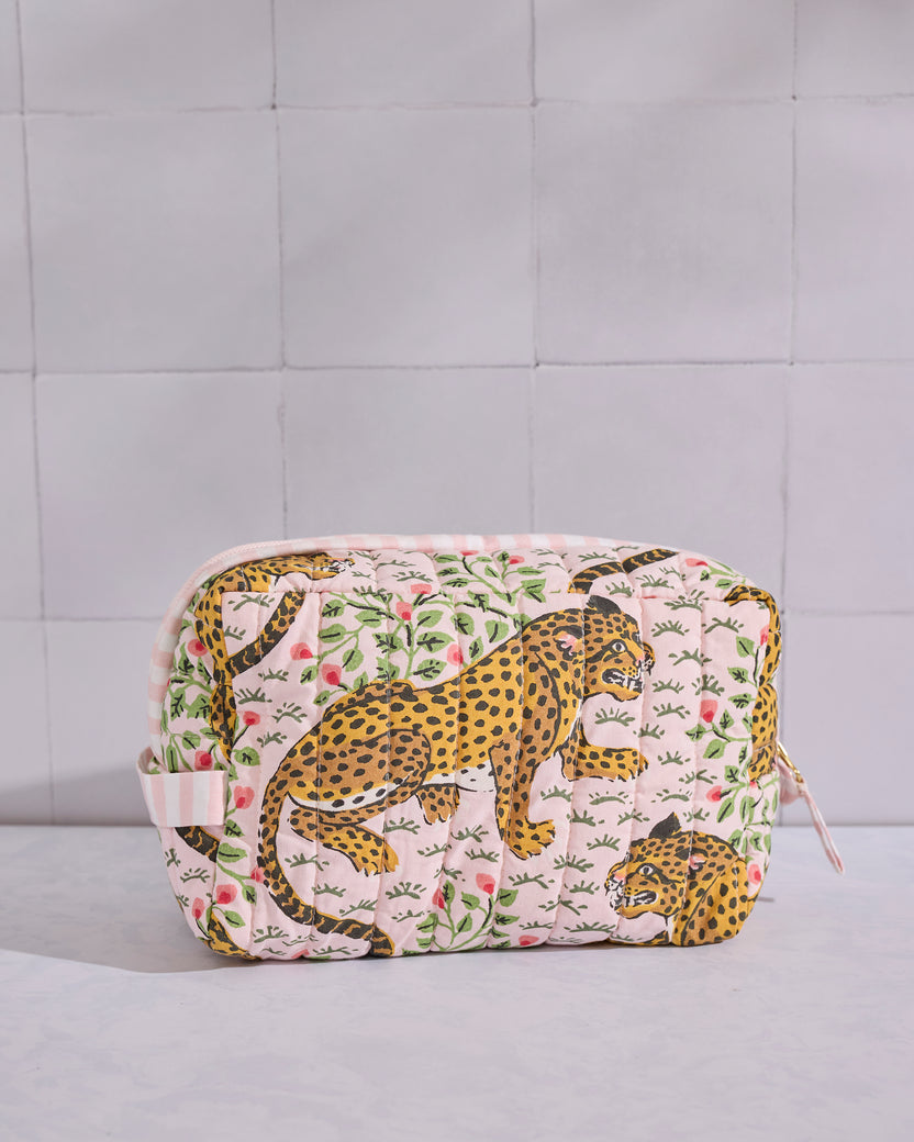 Bagheera - Quilted Pouch - Blush