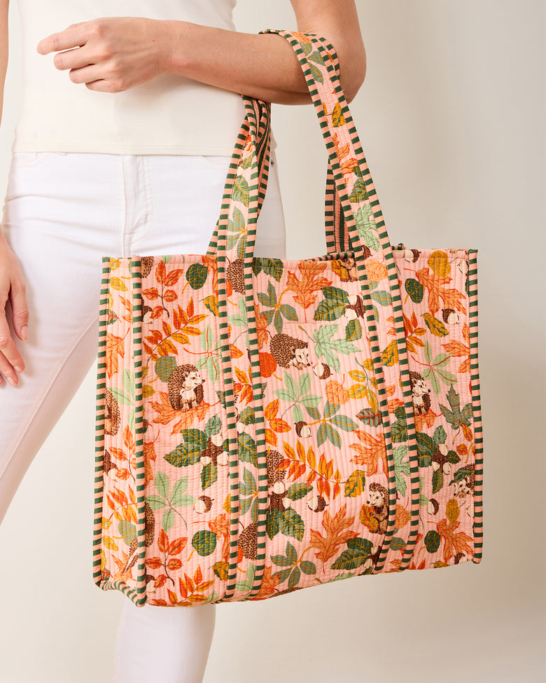 Hedgehog Forest - The Traveler Tote - Peach Leaf - Printfresh