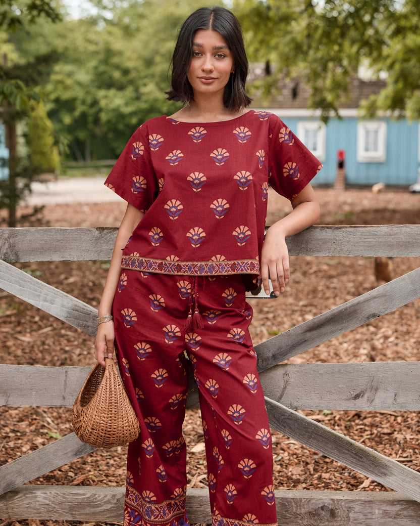 Canyon Wildflower - Carry on Cropped Top - Red Rock