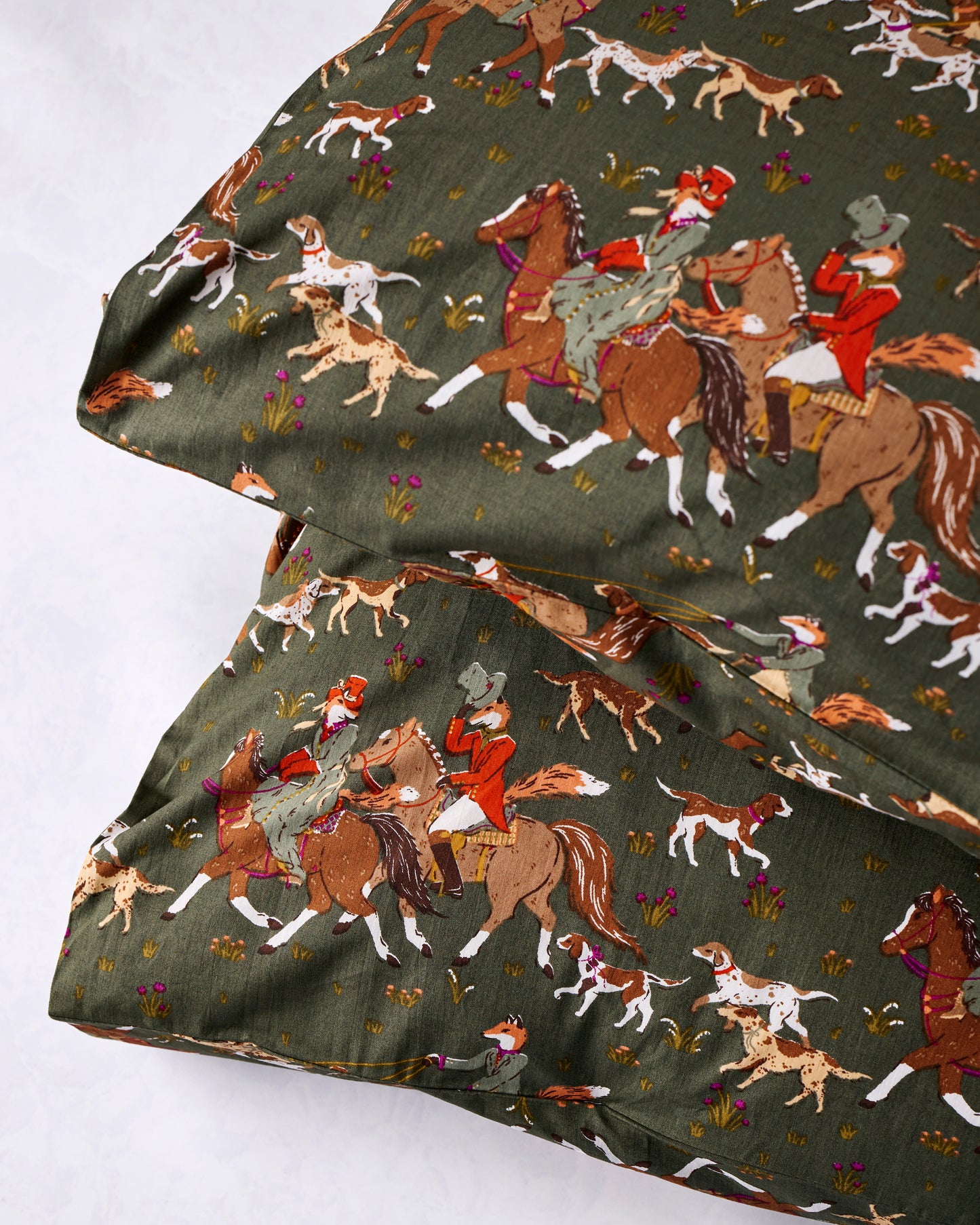 Fox Hunting - Pillowcases Set of 2 - Pine Grove