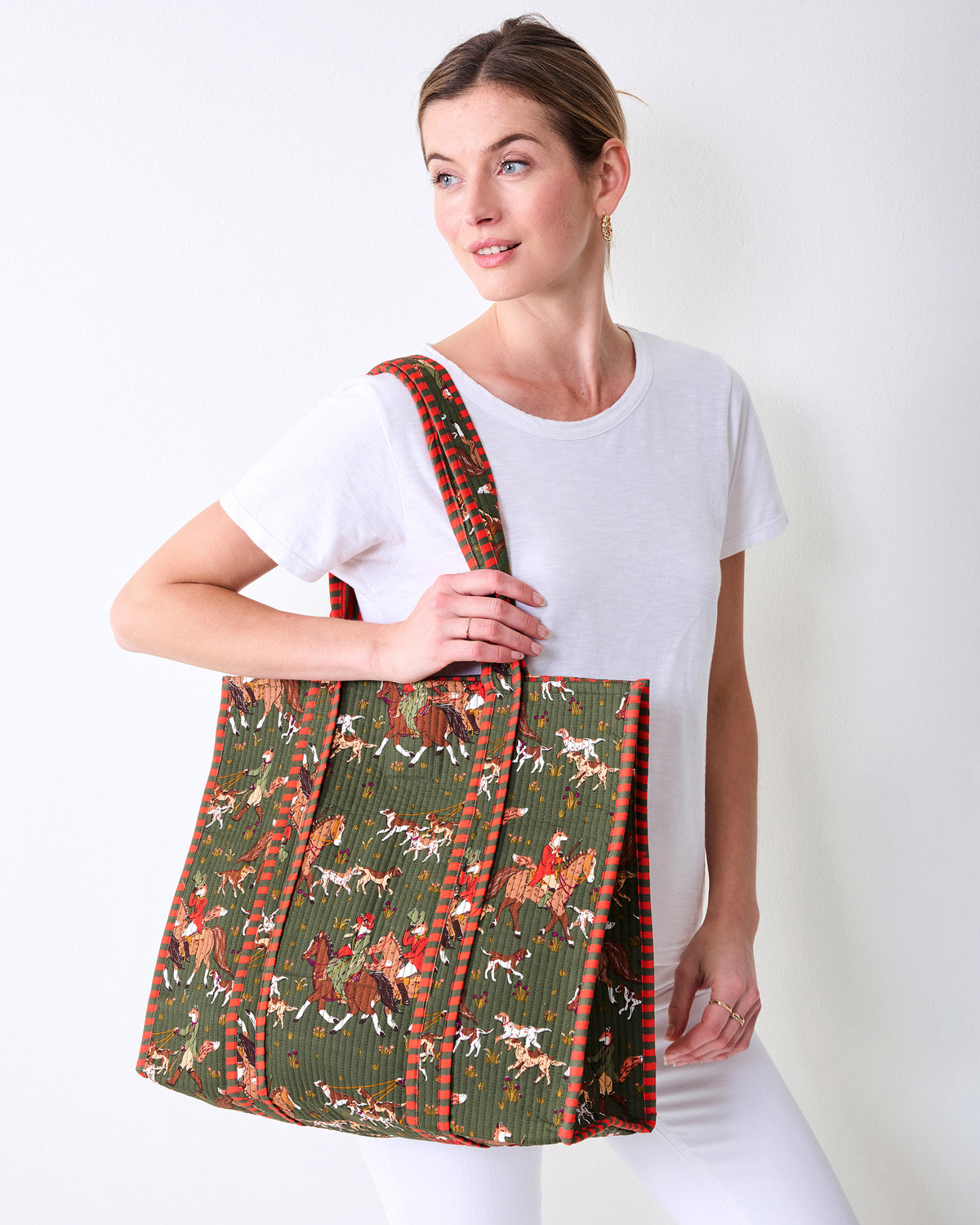 Fox Hunting - The Traveler Tote - Pine Grove