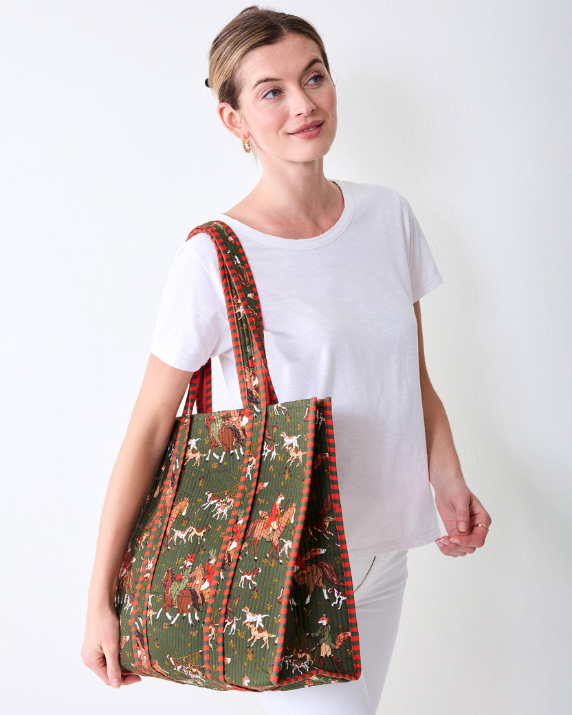 Fox Hunting - The Traveler Tote - Pine Grove