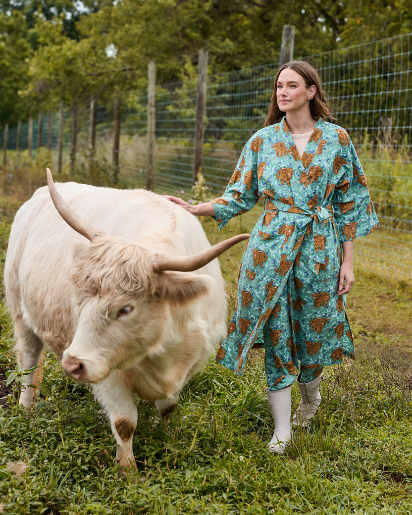 Highland Cows - Lightweight Flannel Long Robe - Soft Thistle