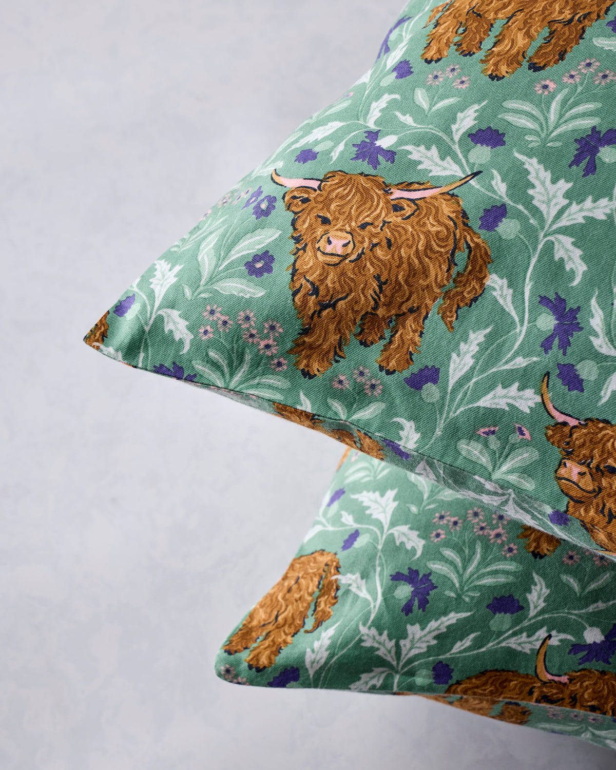 Highland Cows - Lightweight Flannel Pillowcase (Set of 2) - Soft Thistle