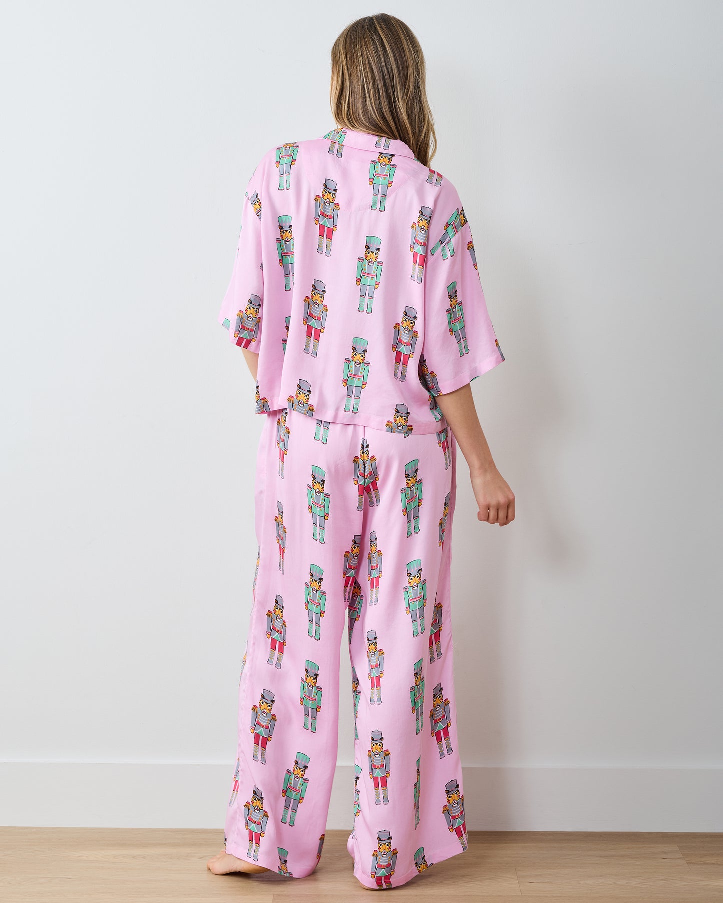 Leopard Nutcrackers - Eco Satin Wildest Dreams Set - Pink Candy Cane