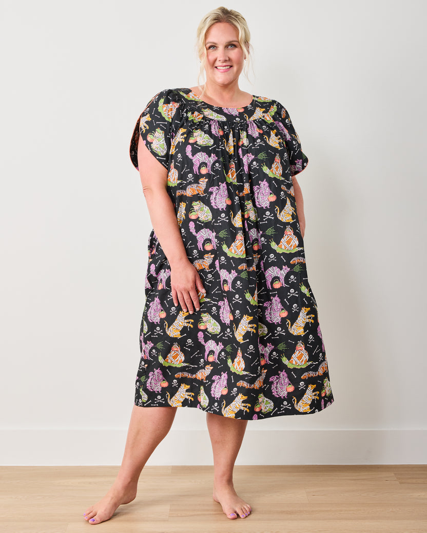 Monster Mash - Retro Dreams Nightgown - Haunted House - Printfresh