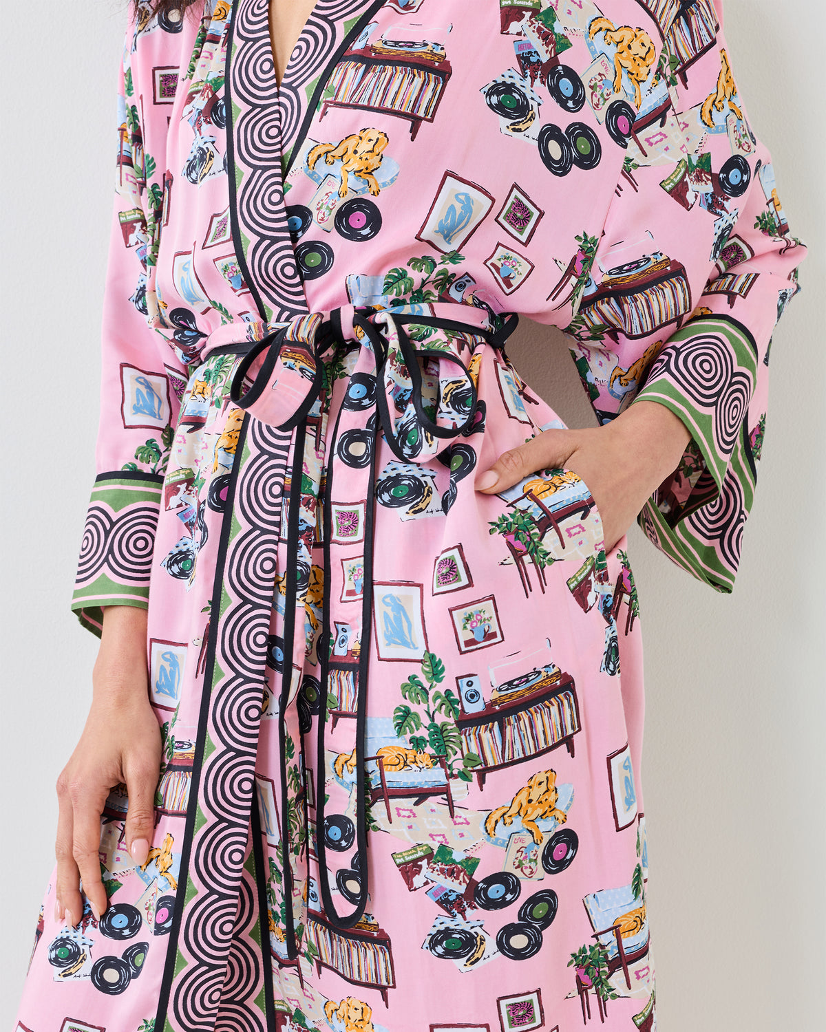 Vinyl Collector - Eco Satin Robe - Pink Cadillac