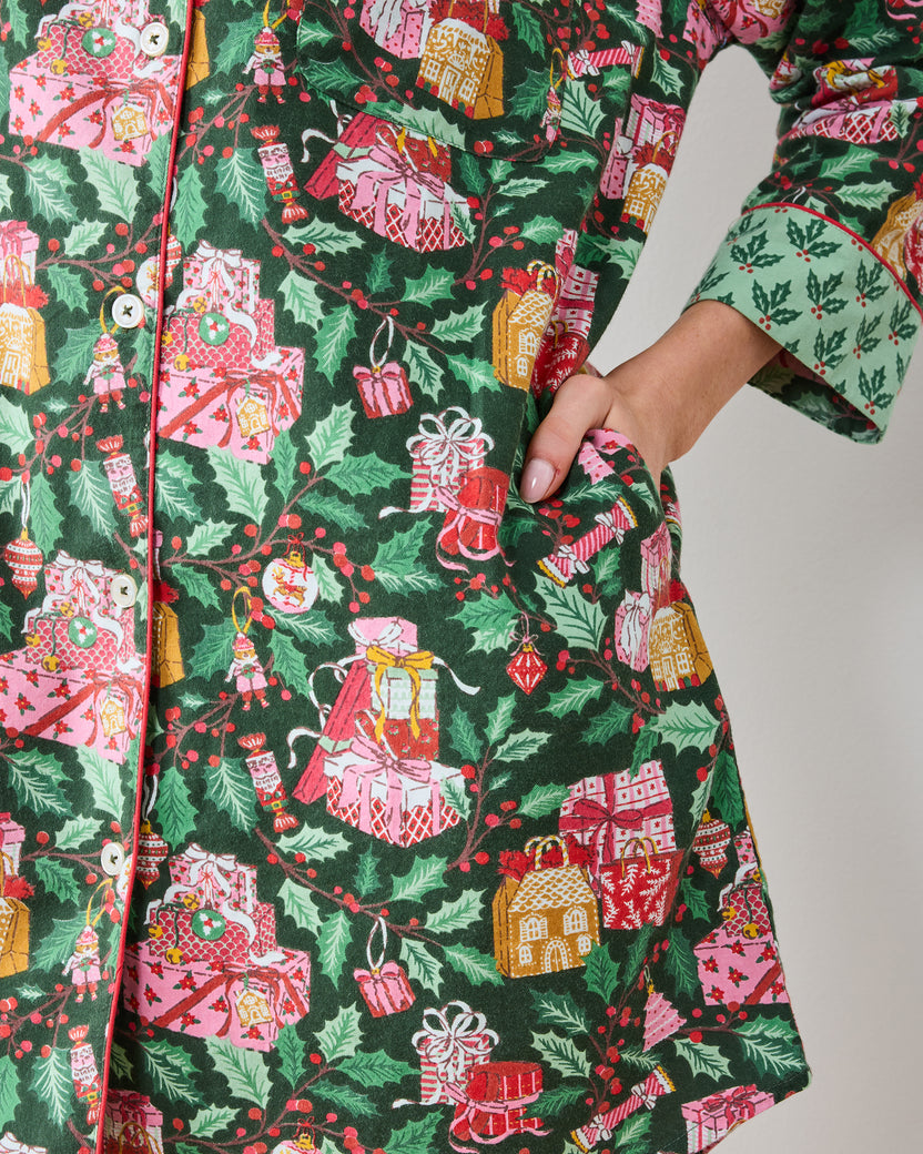 Holly Gifts - Lightweight Flannel Sleep Shirt - Garland - Printfresh