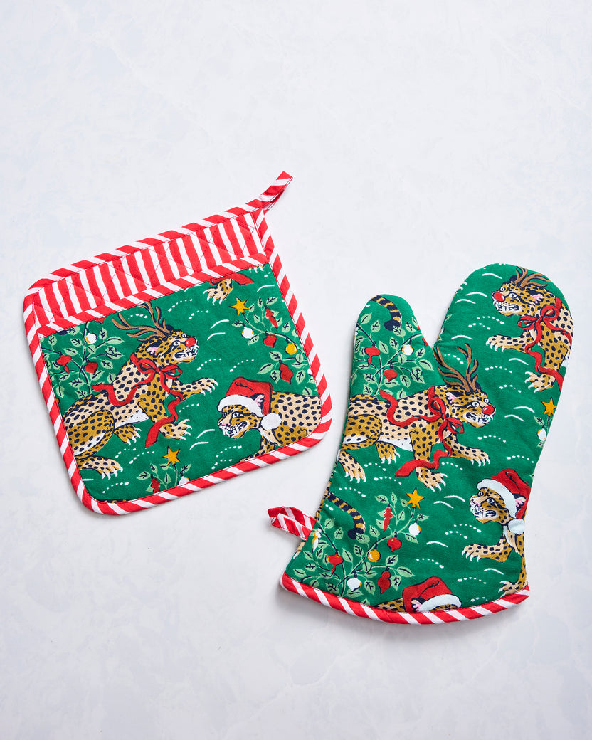 Very Merry Bagheera - Oven Mitt - Mistletoe - Printfresh