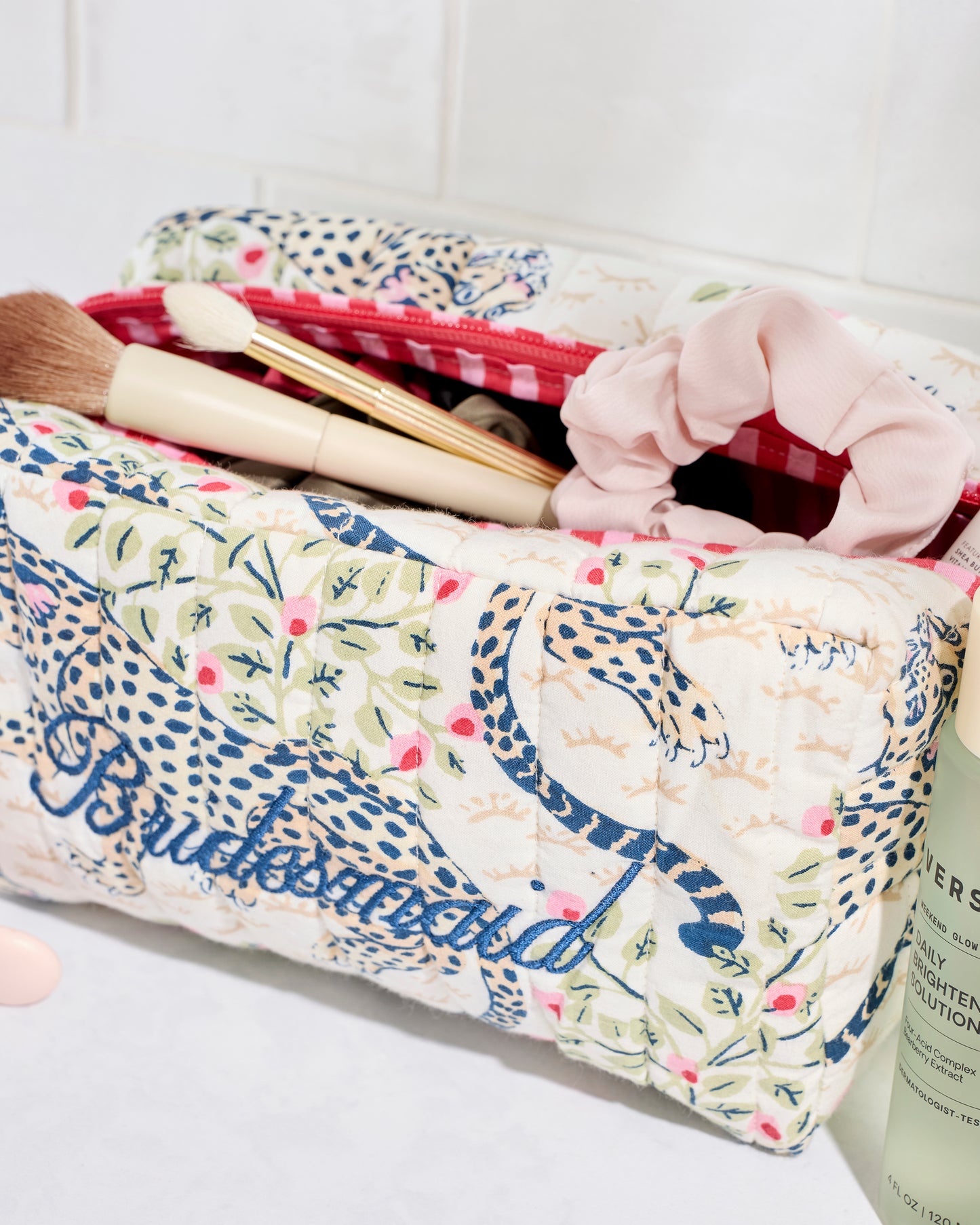 Bagheera - Quilted Bridesmaid Pouch - Wedding Cake - Printfresh