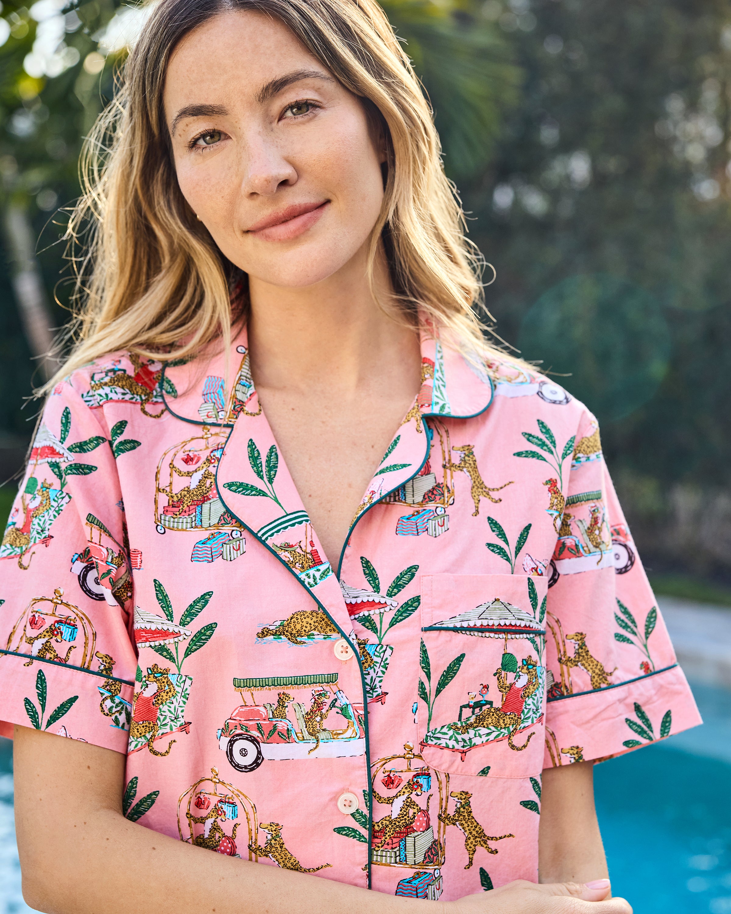 Cabana Cats - Short Sleeve Top & Cropped Pants Set - Peach