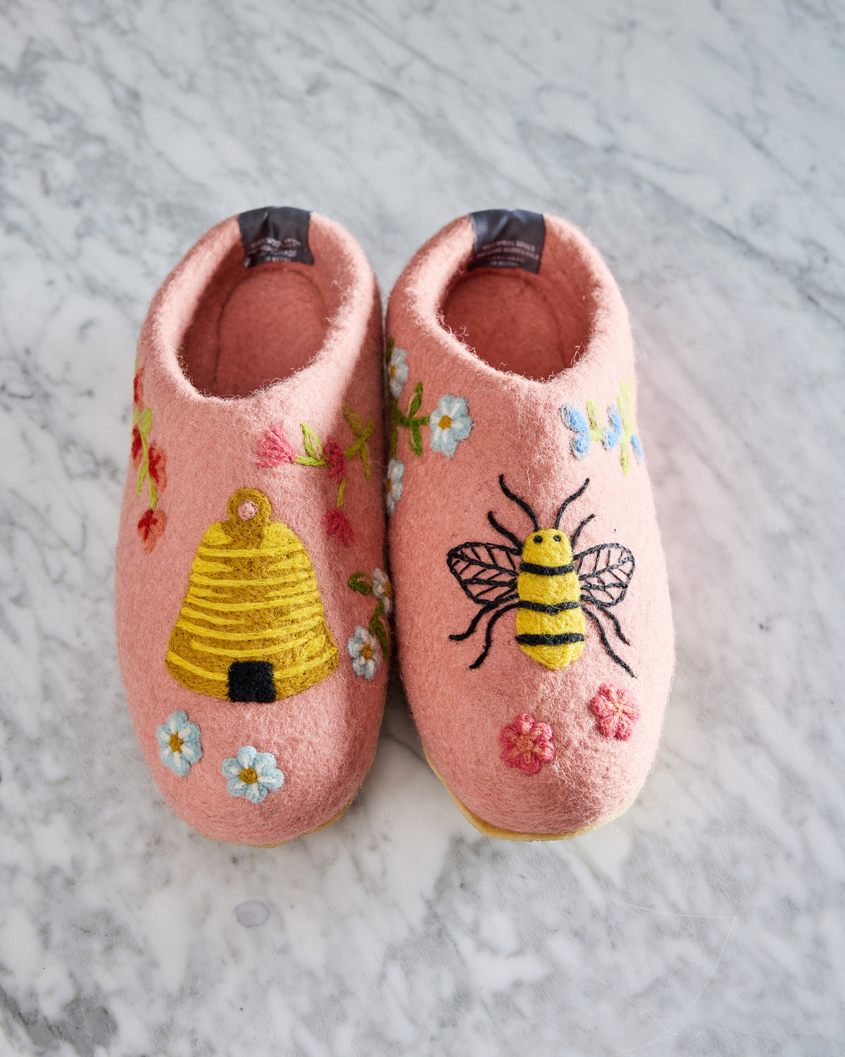 French Knot X PF - Sweet Bee Slipper - Pink Petal - Printfresh
