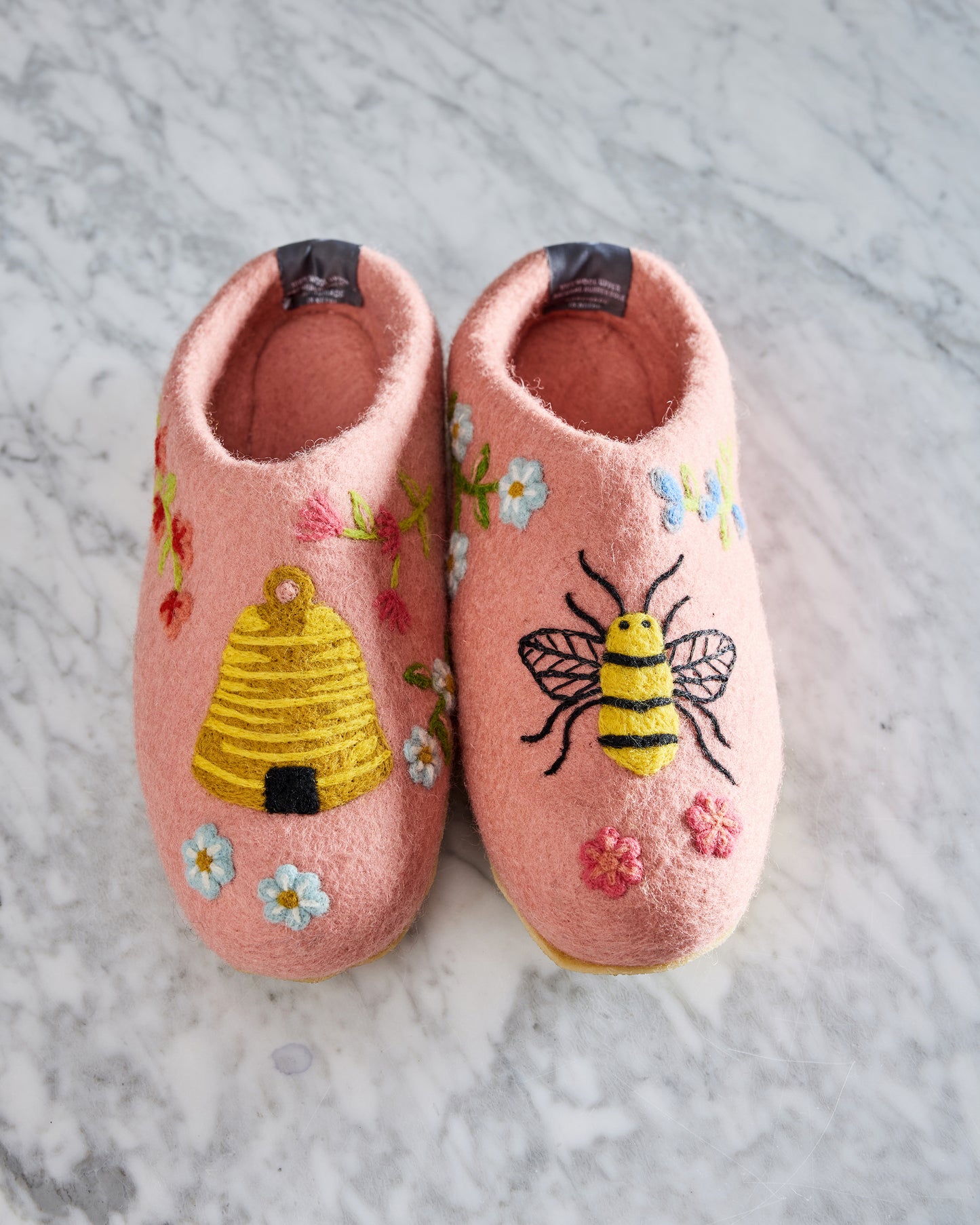 French Knot X PF - Sweet Bee Slipper - Pink Petal - Printfresh