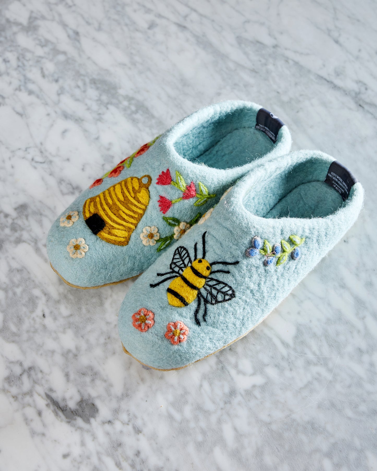 French Knot X PF - Sweet Bee Slipper - Soft Blue - Printfresh