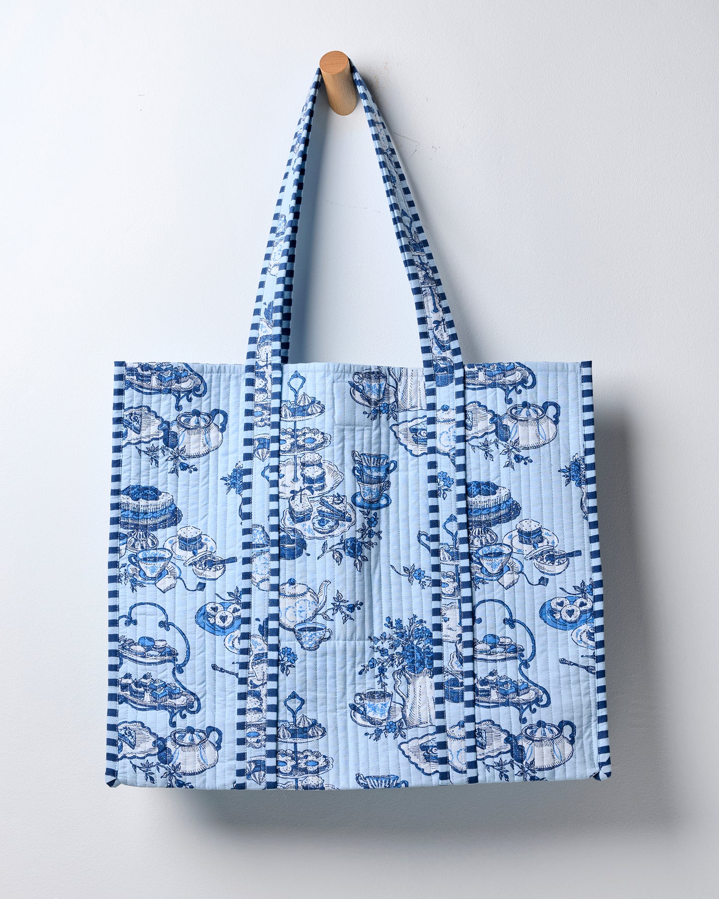 High Tea Toile - Traveler Tote - Notting Hill Blue - Printfresh