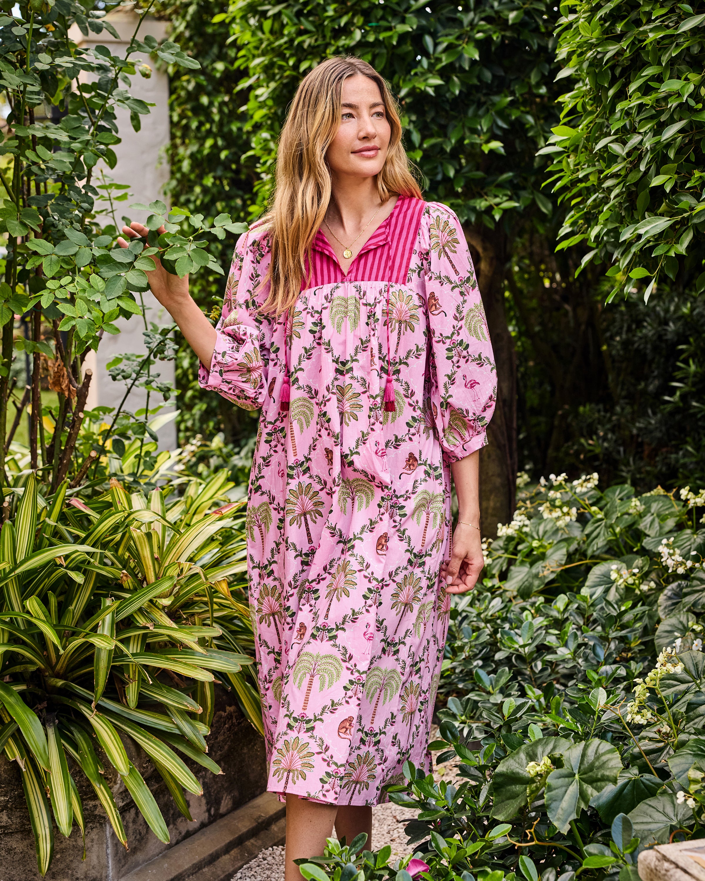 Island Muse - Flower Charmer Midi - Pink Flamingo – Printfresh