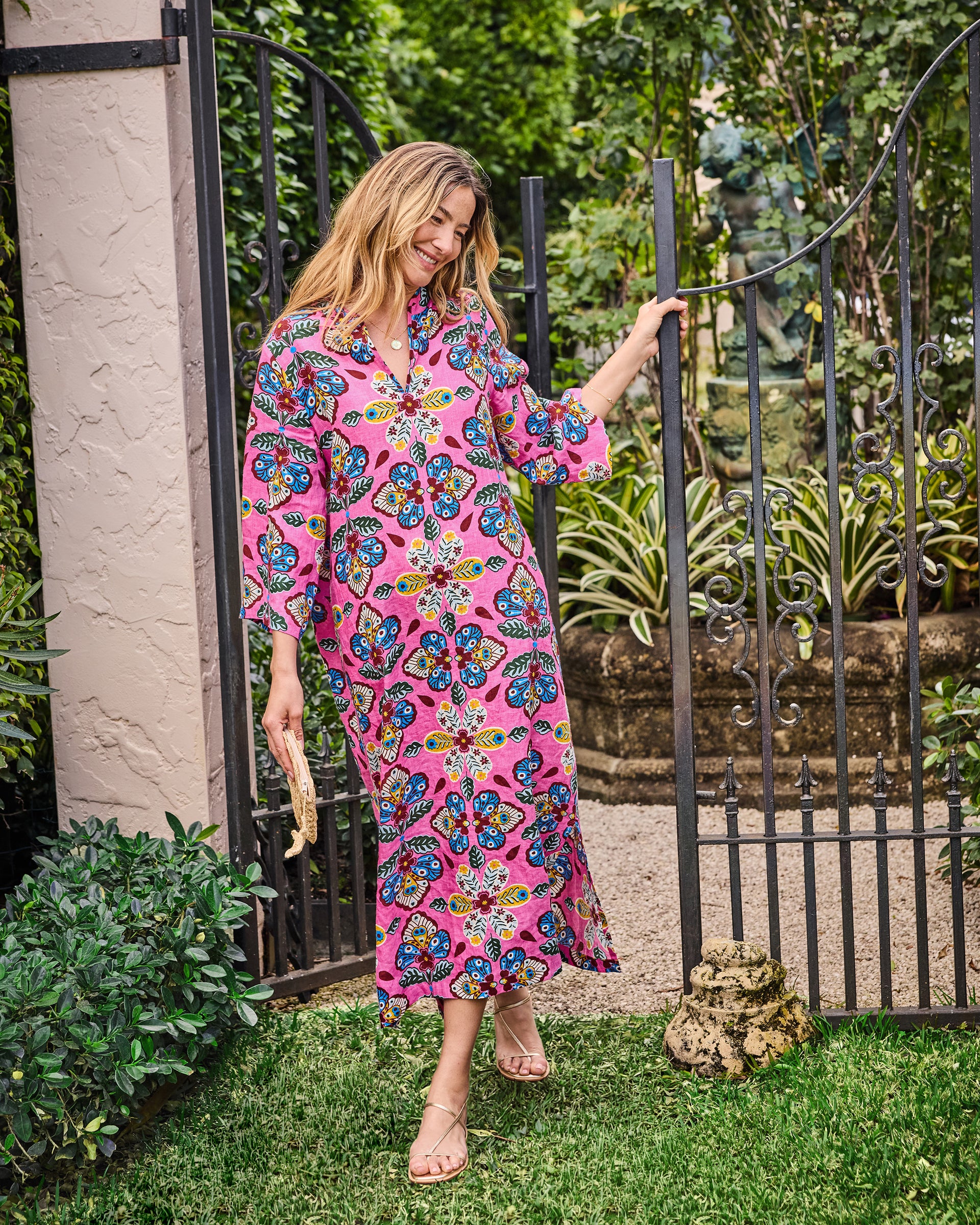 Linen Caftan in Kaleidoscope Wings | Women's L | Pink