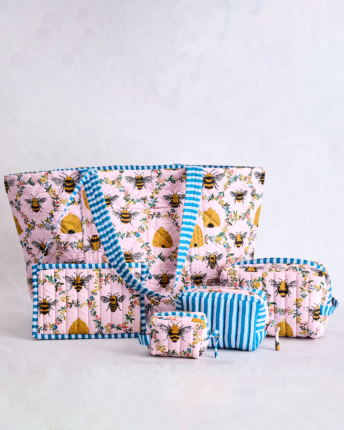 Sweet Bee - Weekender Bag & Three’s Best Pouch Set Bundle - Pink Petal - Printfresh