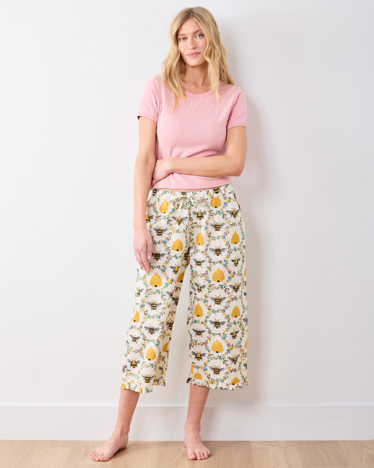 Sweet Bee - Ruffle Cropped Pants - Cream - Printfresh