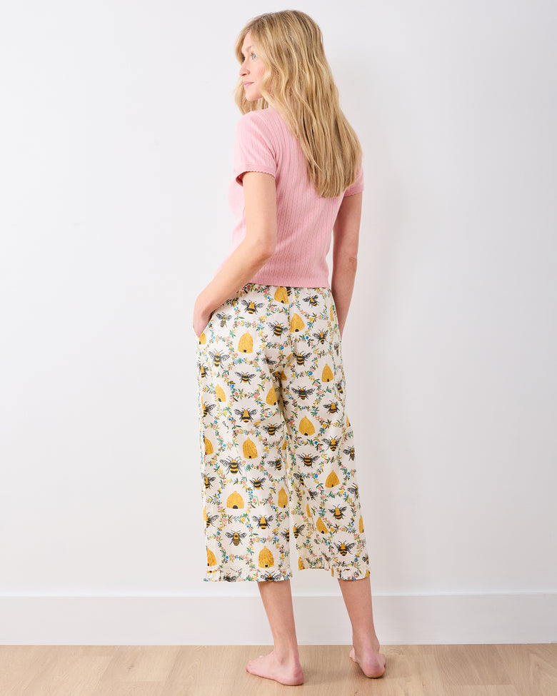 Sweet Bee - Ruffle Cropped Pants - Cream - Printfresh