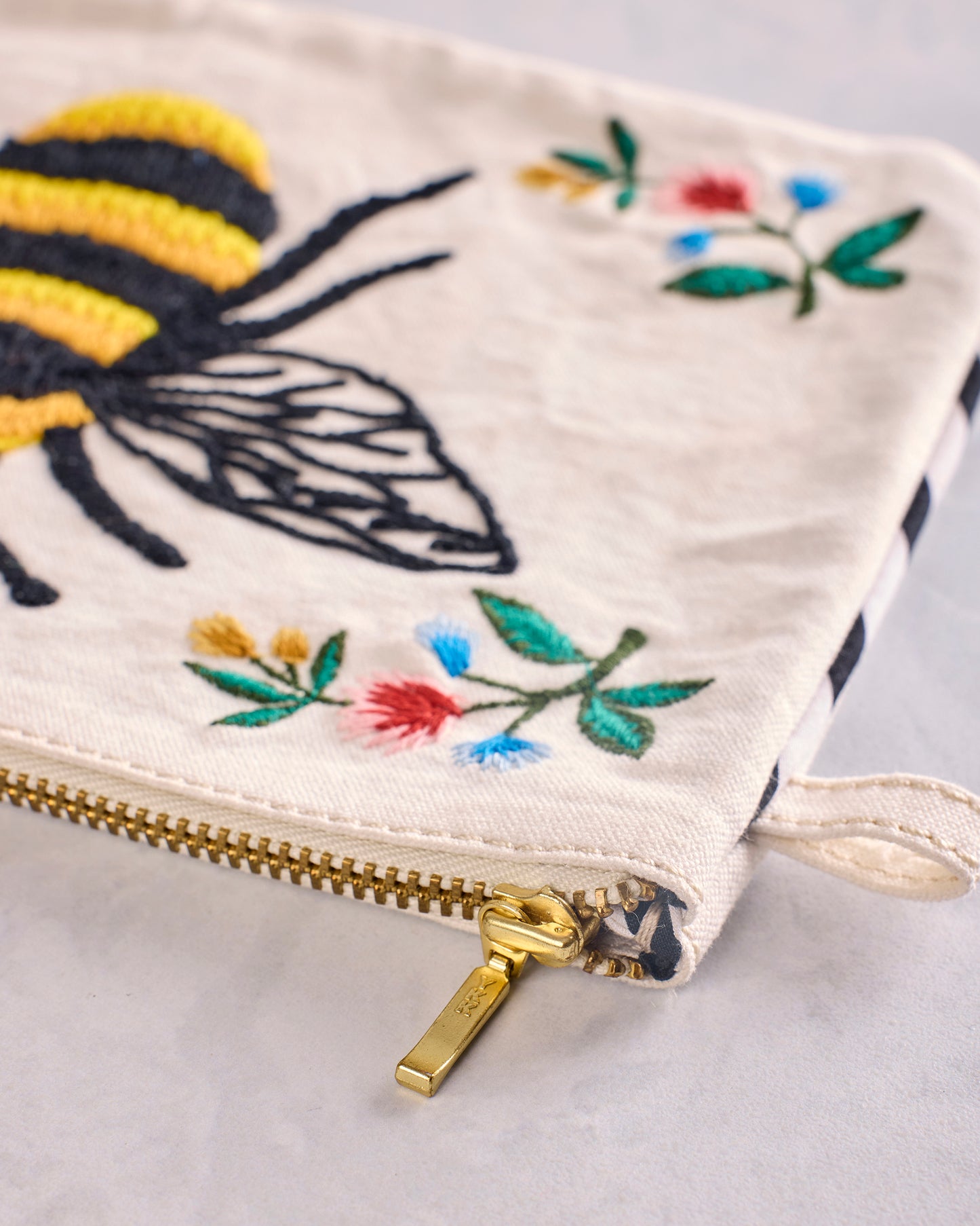 Sweet Bee - Embroidered Pouch - Cream - Printfresh