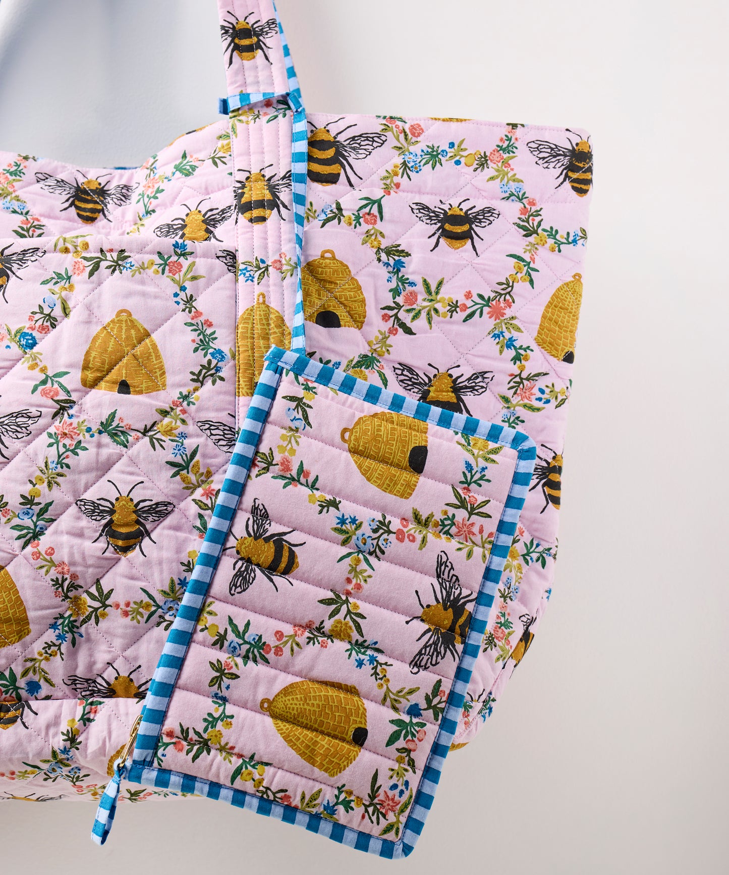 Sweet Bee - Weekender Bag - Pink Petal - Printfresh