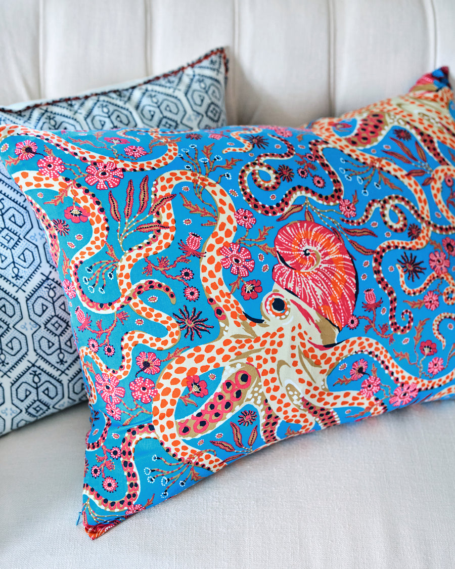 Octopus Isle - Eco Satin Pillowcase - Ocean Eyes - Printfresh