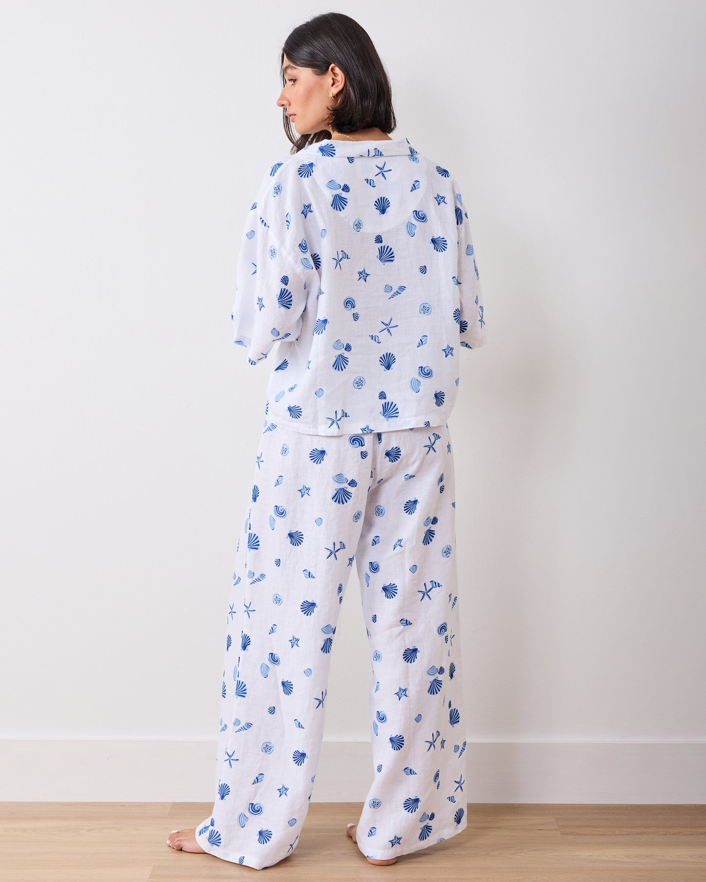 Scattered Shells - Linen Wildest Dreams Set - Blue Cloud - Printfresh