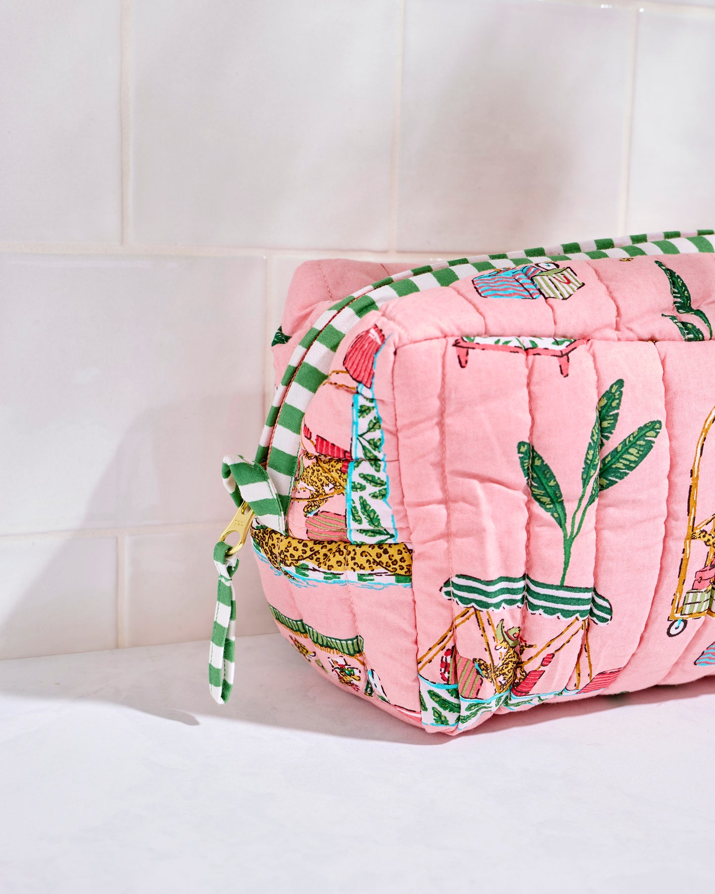 Cabana Cats - Quilted Pouch - Peach Daiquiri - Printfresh