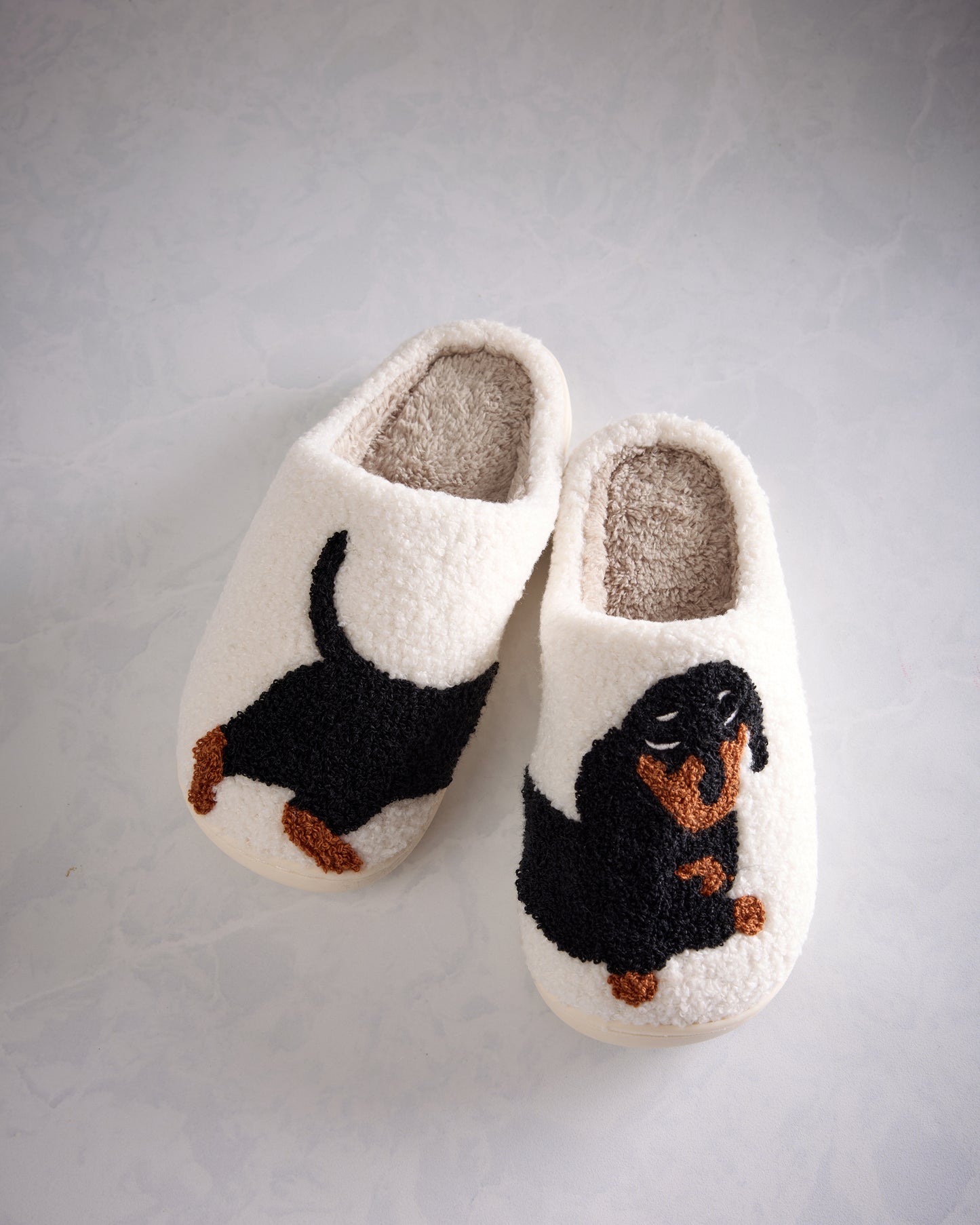 Comely Fashion - Dachshund Pattern Fleece Plush Slippers - Ivory Combo - Printfresh