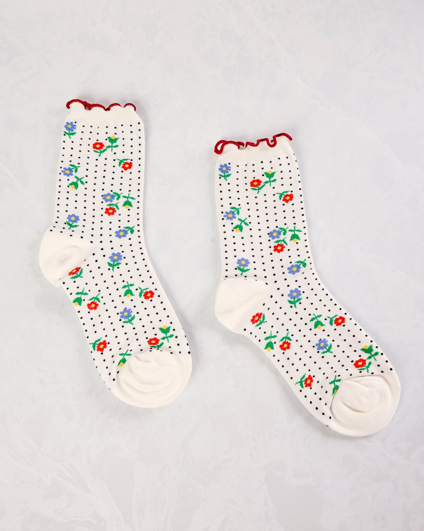 White - Dottie Floral Crew - Hansel from Basel - Printfresh