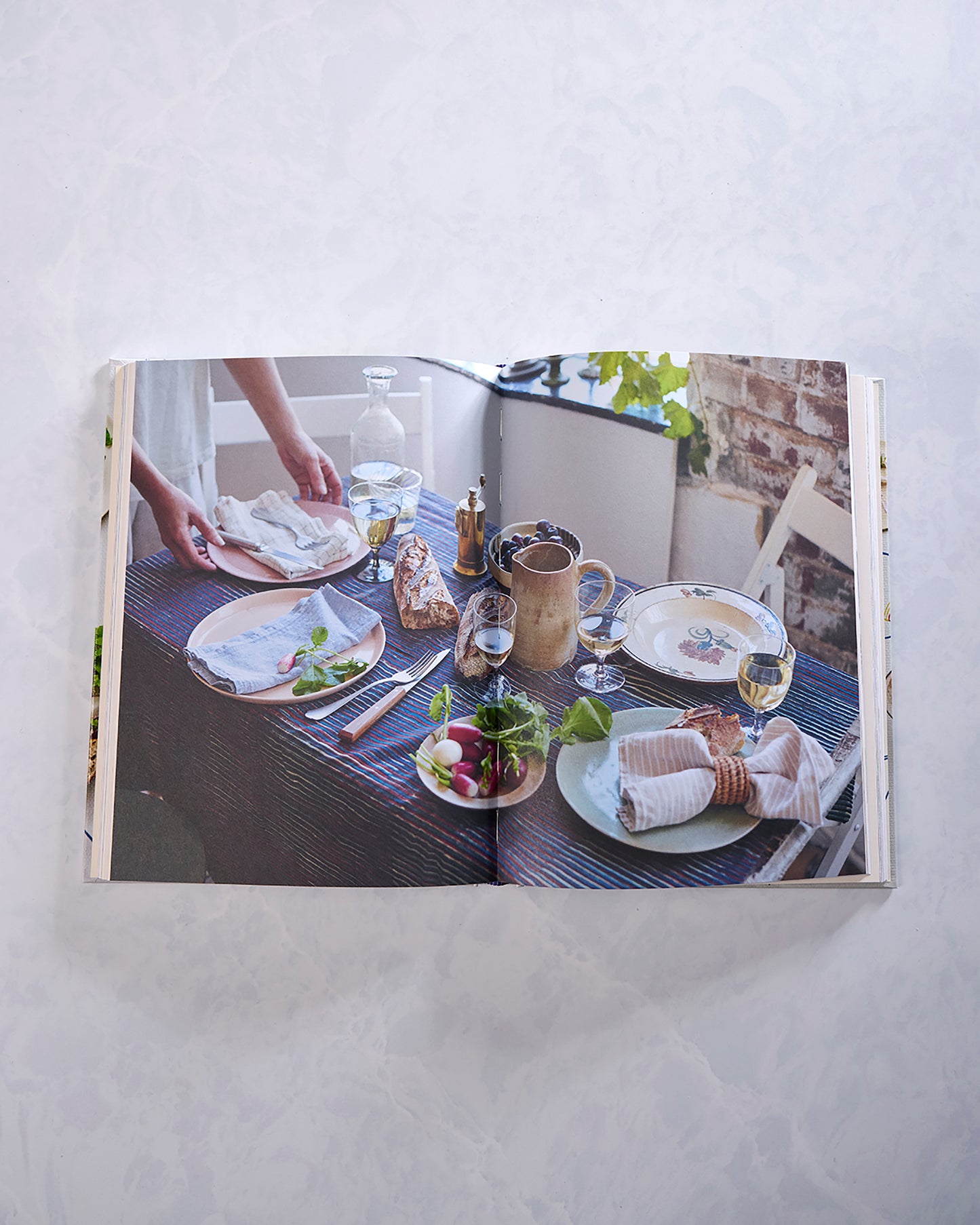 Grey - Last Minute Dinner Party - Chronical Books