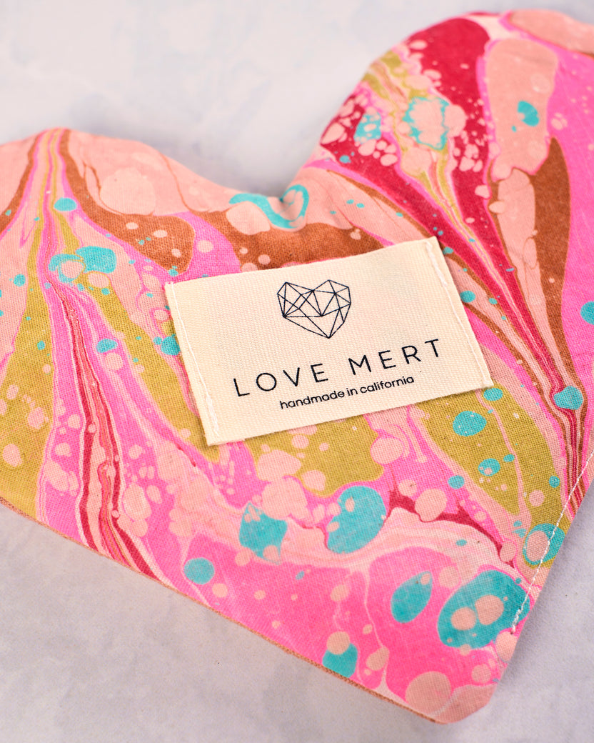 Paradiso - Eye Love Pillow - Love Mert - Printfresh