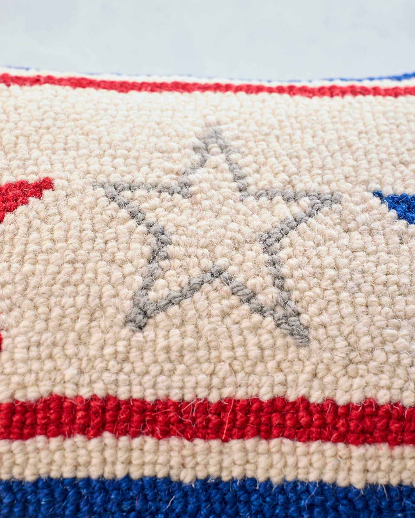 Red/White/Blue - Americana Stars USA Hook Pillow - Peking Handicraft