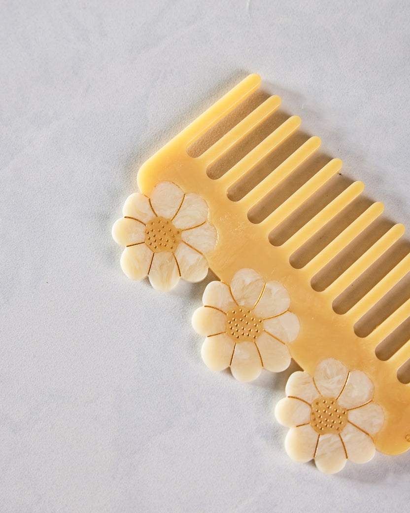 Yellow - Hand Painted Vintage Daisy Detangling Wide Tooth Comb - Solar Eclipse - Printfresh