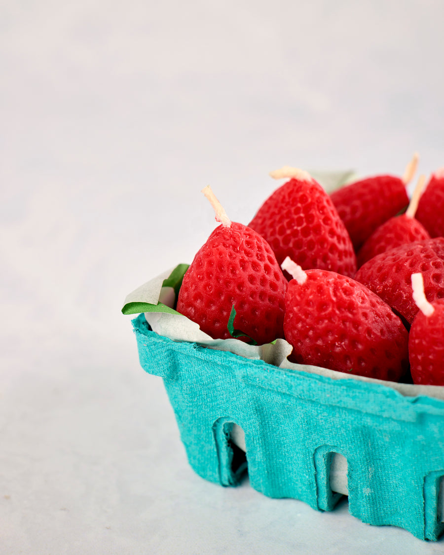Happy Organics - Strawberry Beeswax Birthday Candles - Strawberry - Printfresh