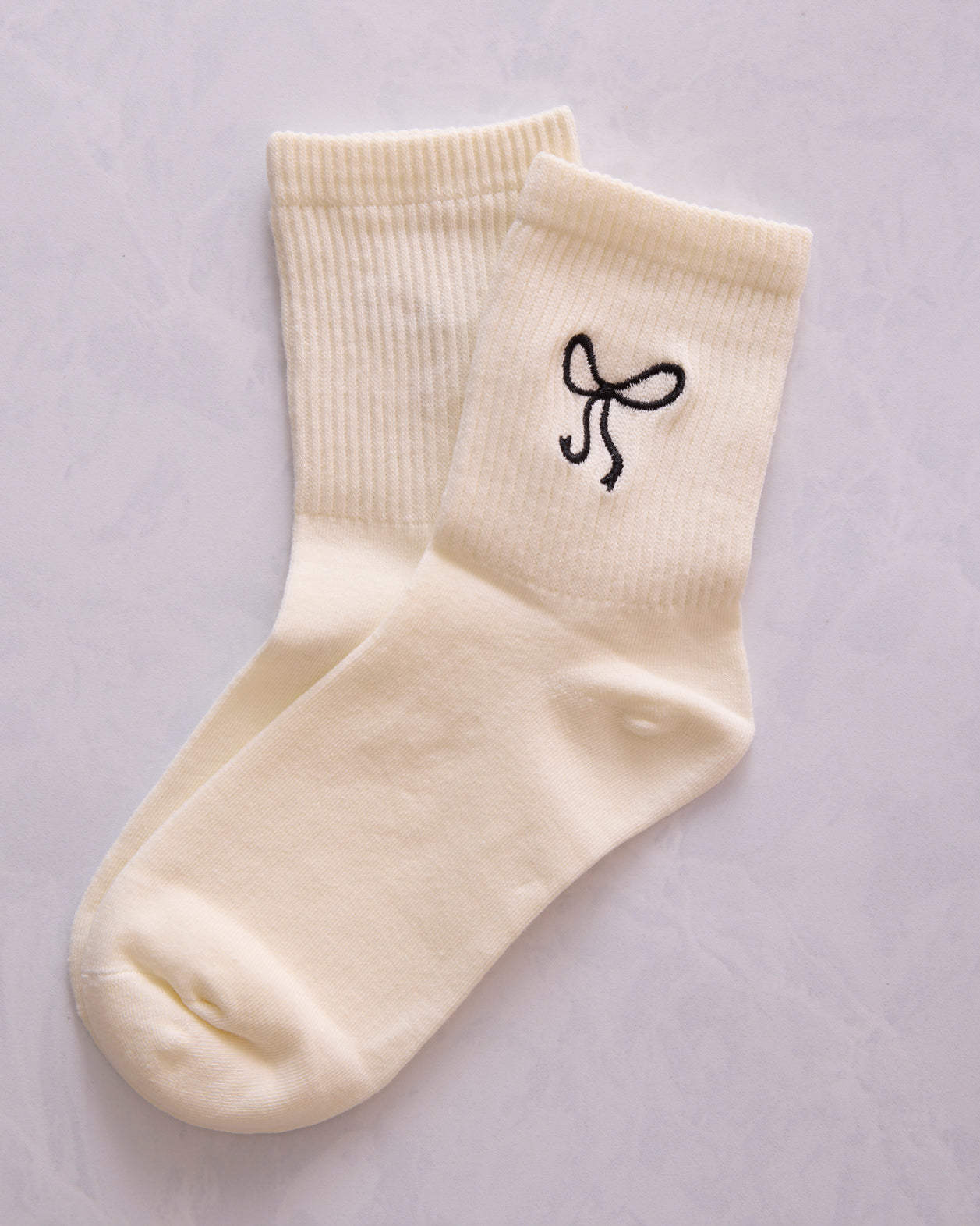 White - Embroidered Bow Crew Socks - Accity - Printfresh