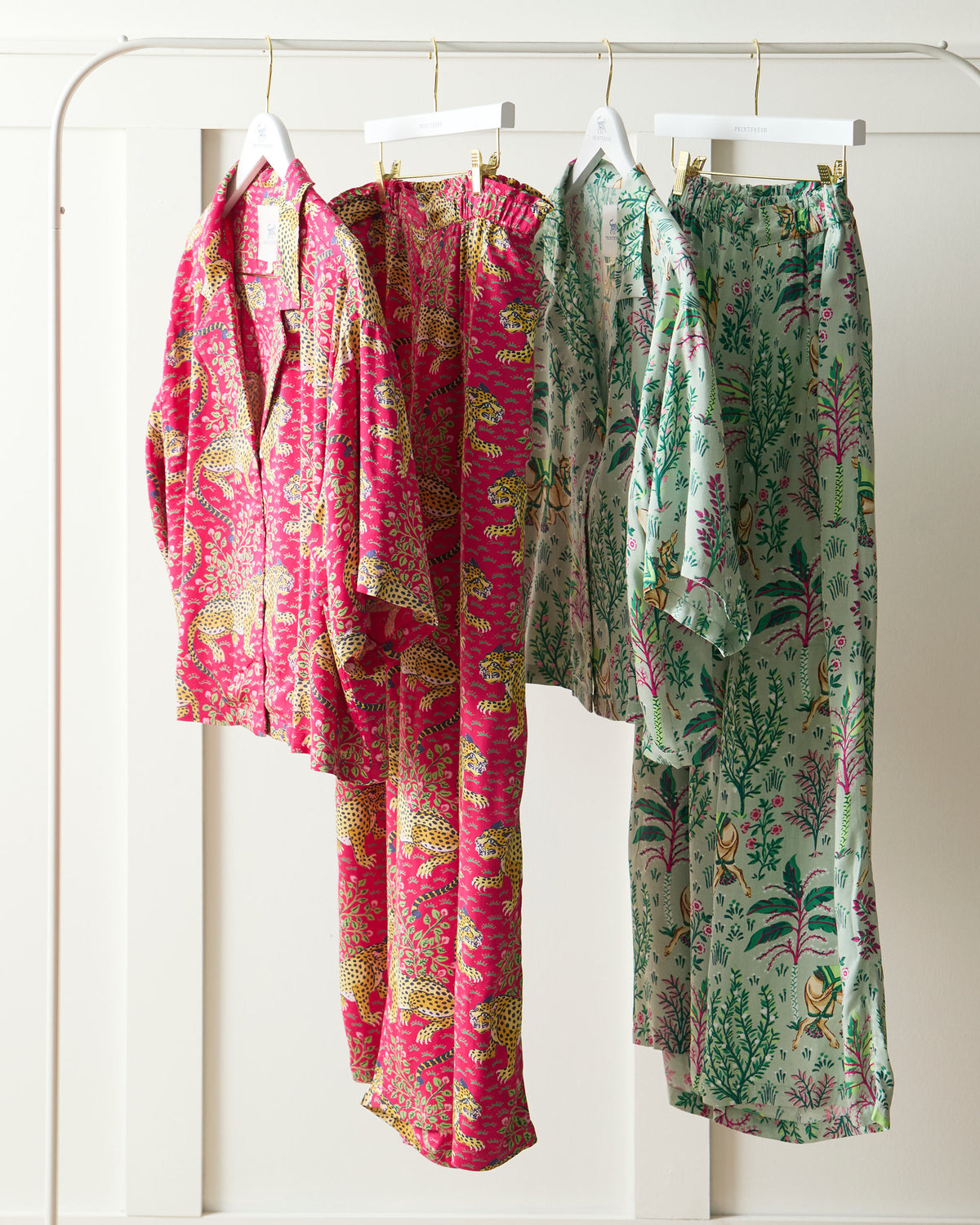 Camels Courtyard & Bagheera Eco Satin Wildest Dreams Set Bundle Avocado Hot