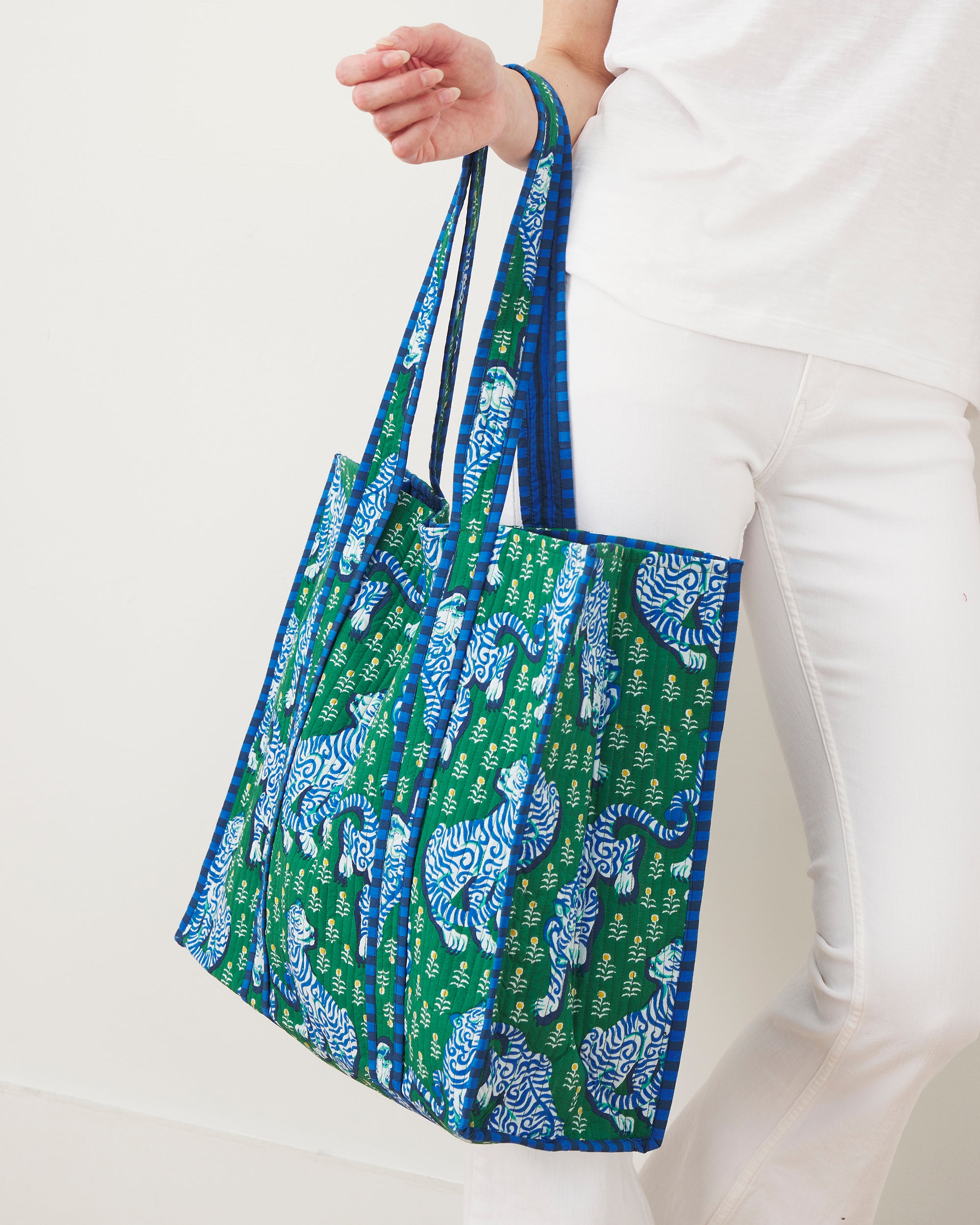 Tiger Queen - The Traveler Tote - Jade - Printfresh