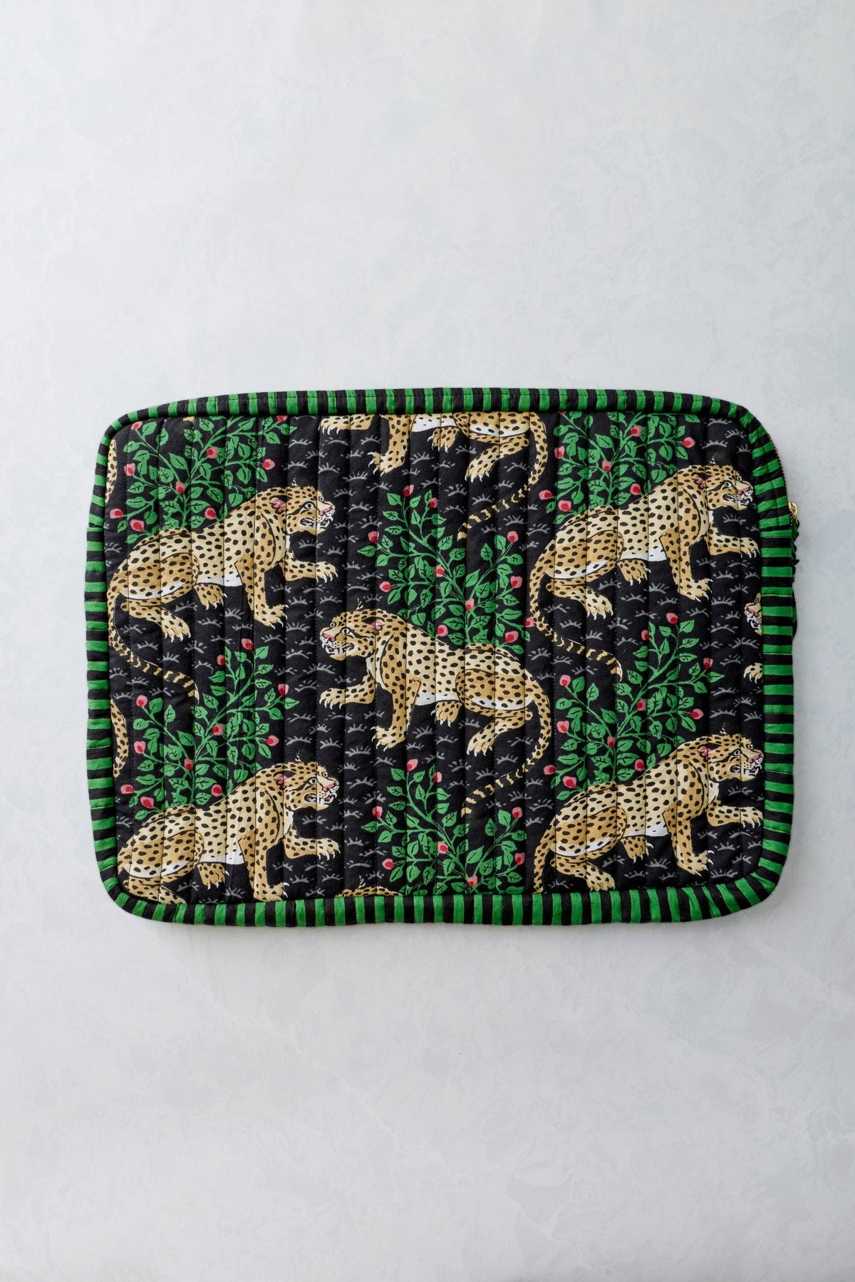 Bagheera - Zipper Closure Laptop Sleeve- Ink
