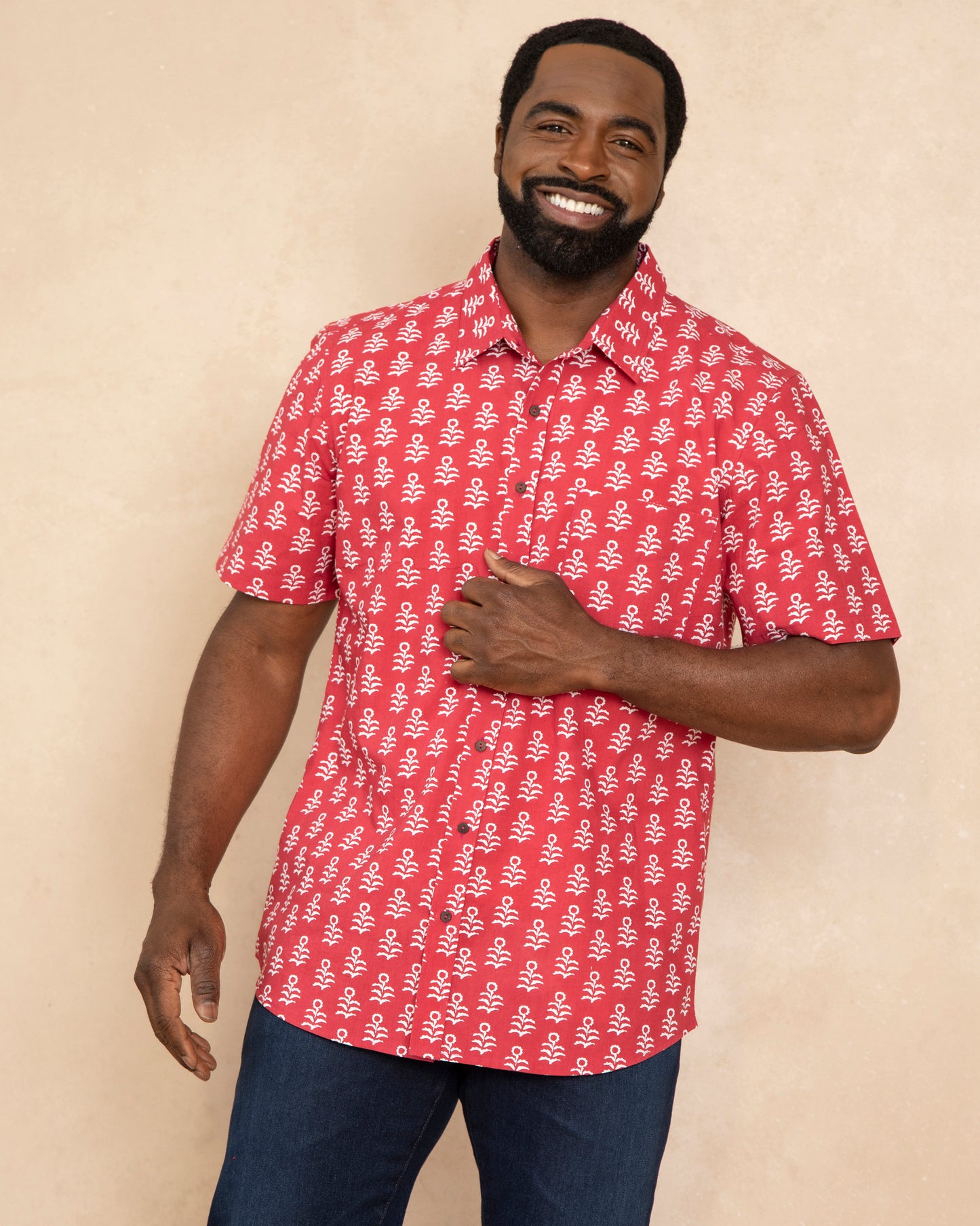 Flower Stand - Men's Short Sleeve Button Down Shirt - Ruby - Printfresh