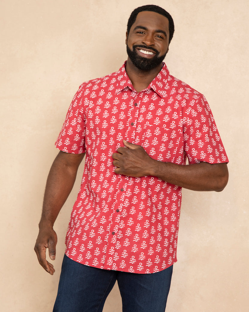 Flower Stand - Men's Short Sleeve Button Down Shirt - Ruby - Printfresh